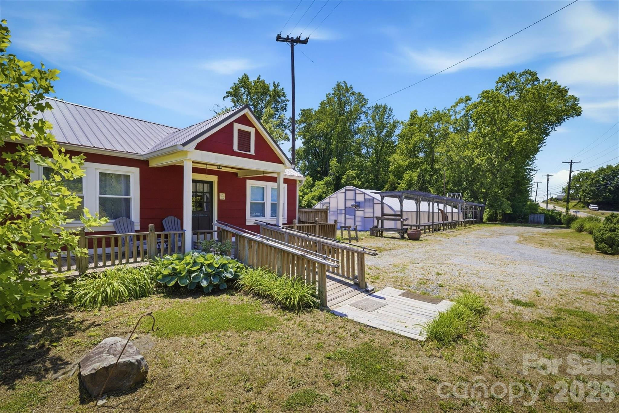 905 Carbon City Road — photo