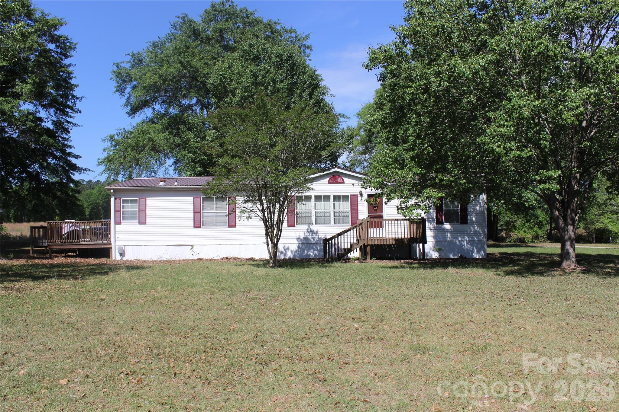 249 J L Green Lane — photo