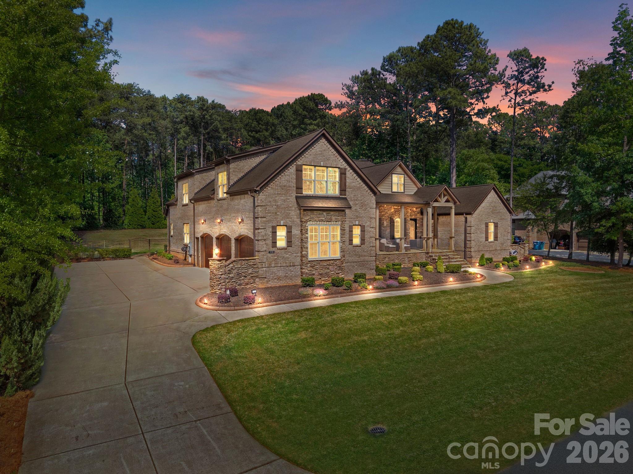 320 Barber Loop — photo