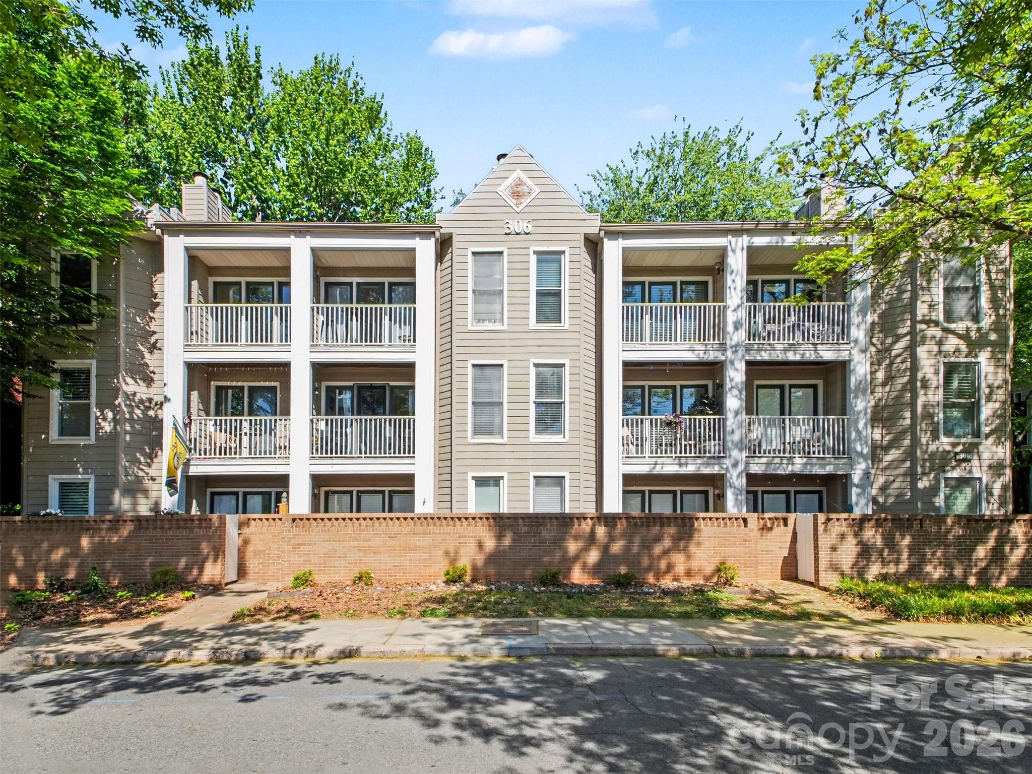 306 S Cedar Street 10 — photo