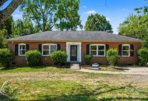 7040 Idlewild Road — photo