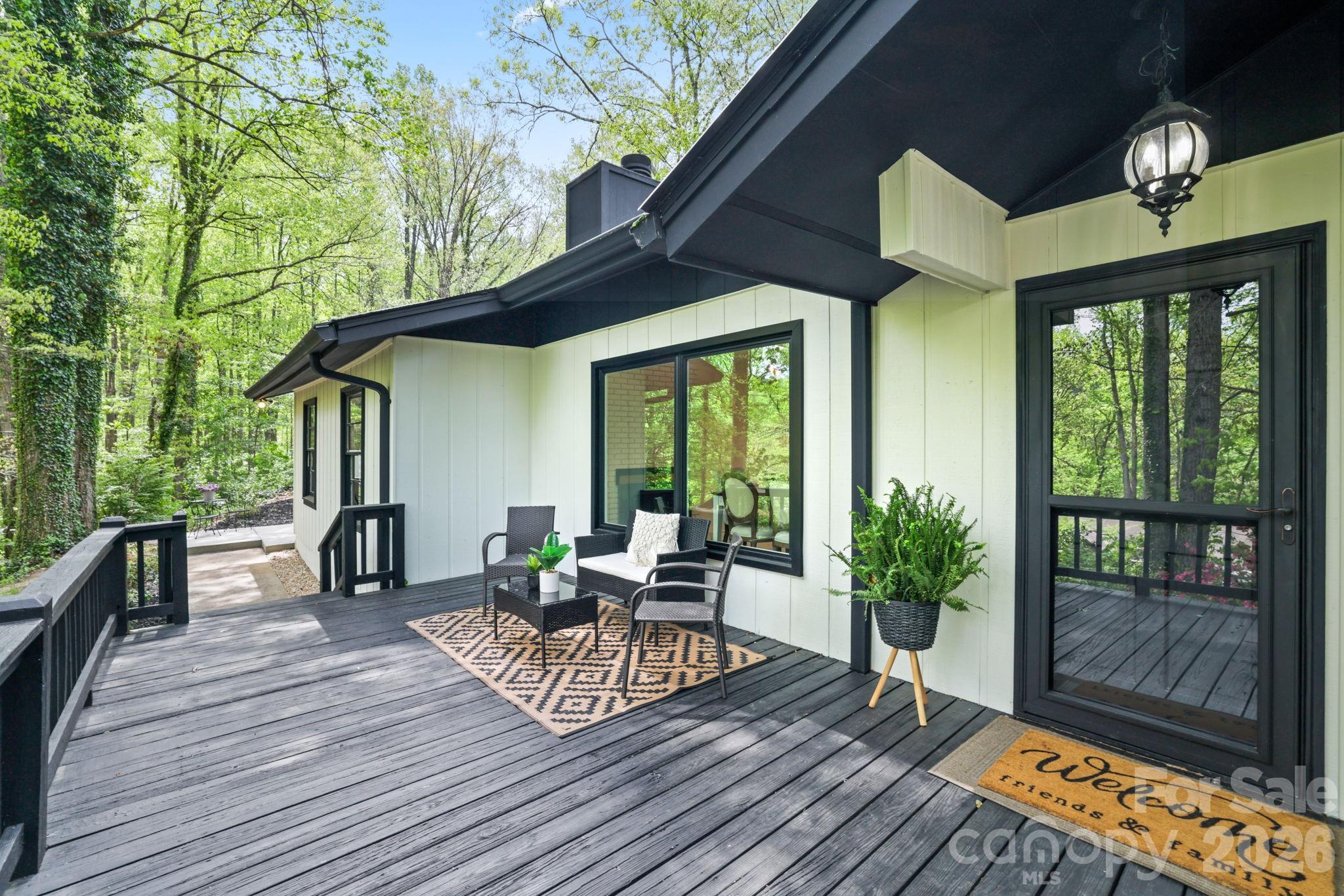 1 Virginia Lane — photo