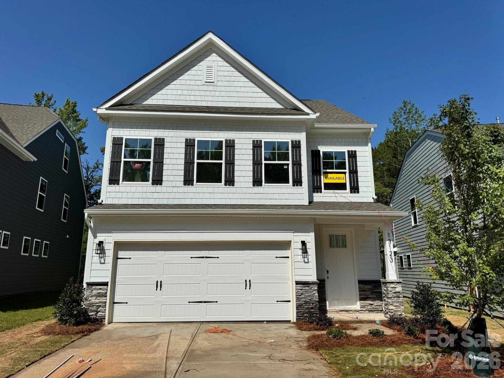 13123 Foxberry Road — photo