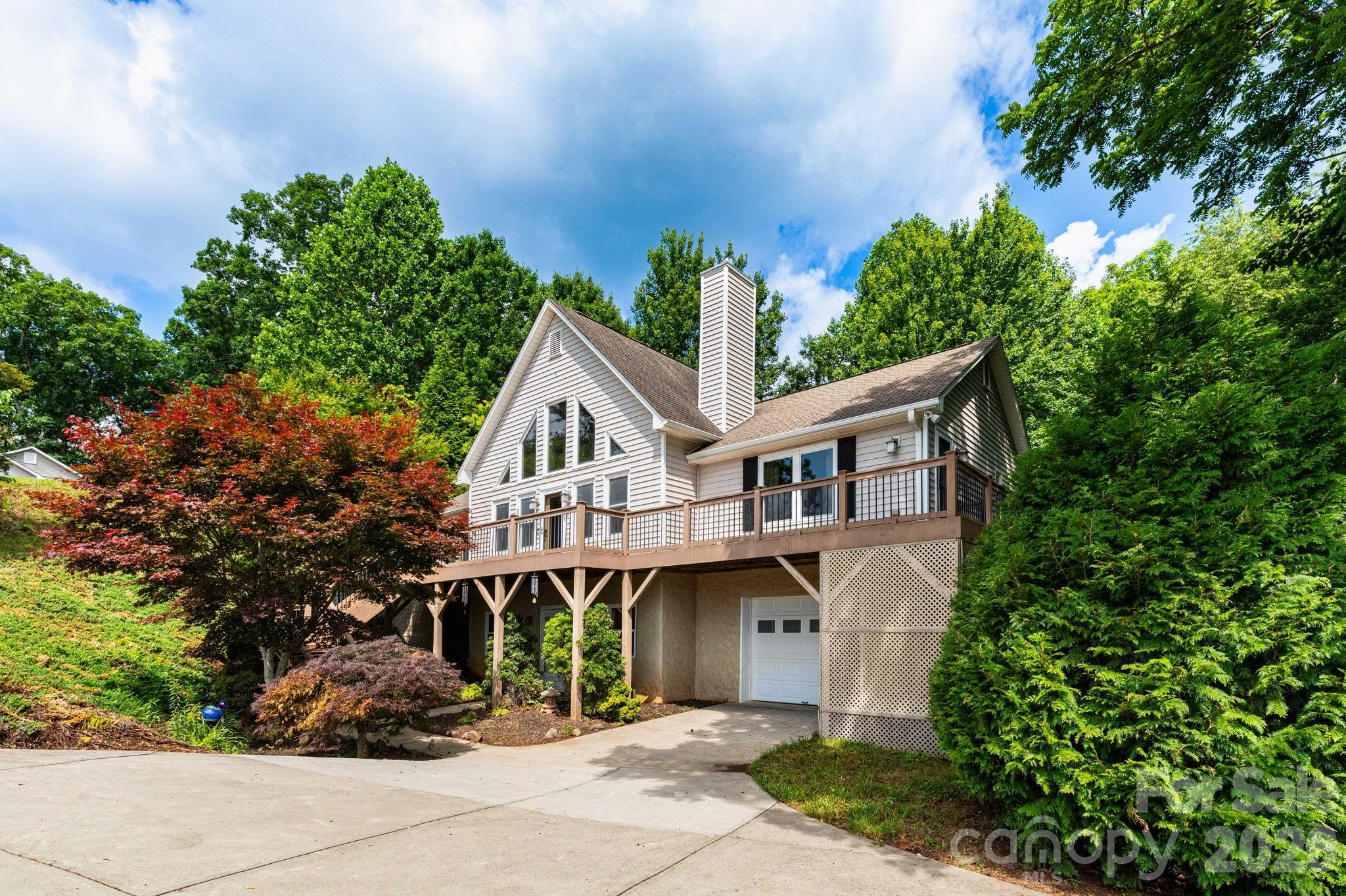 44 Deer Meadows Drive — photo