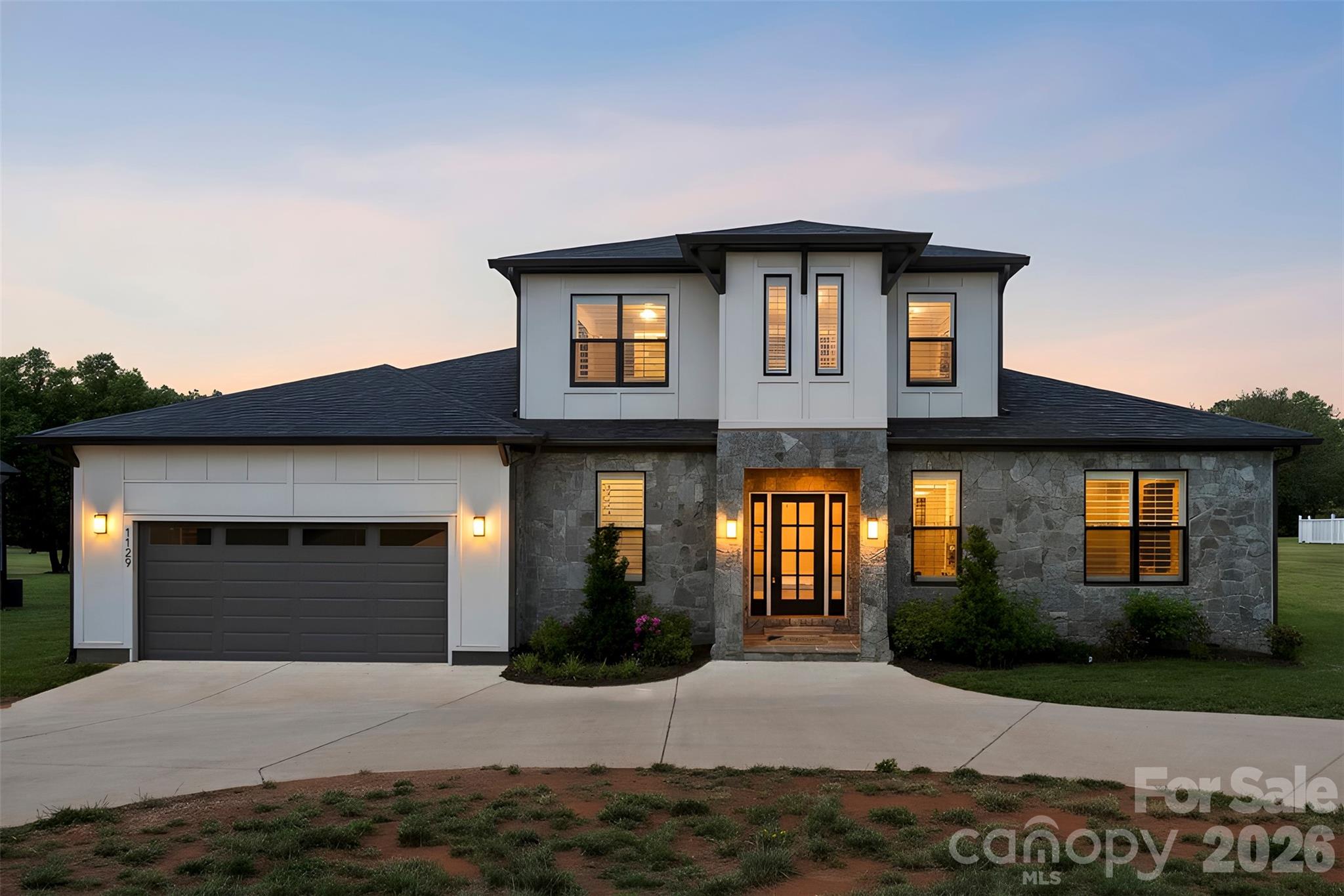 1129 Stony Point Road — photo