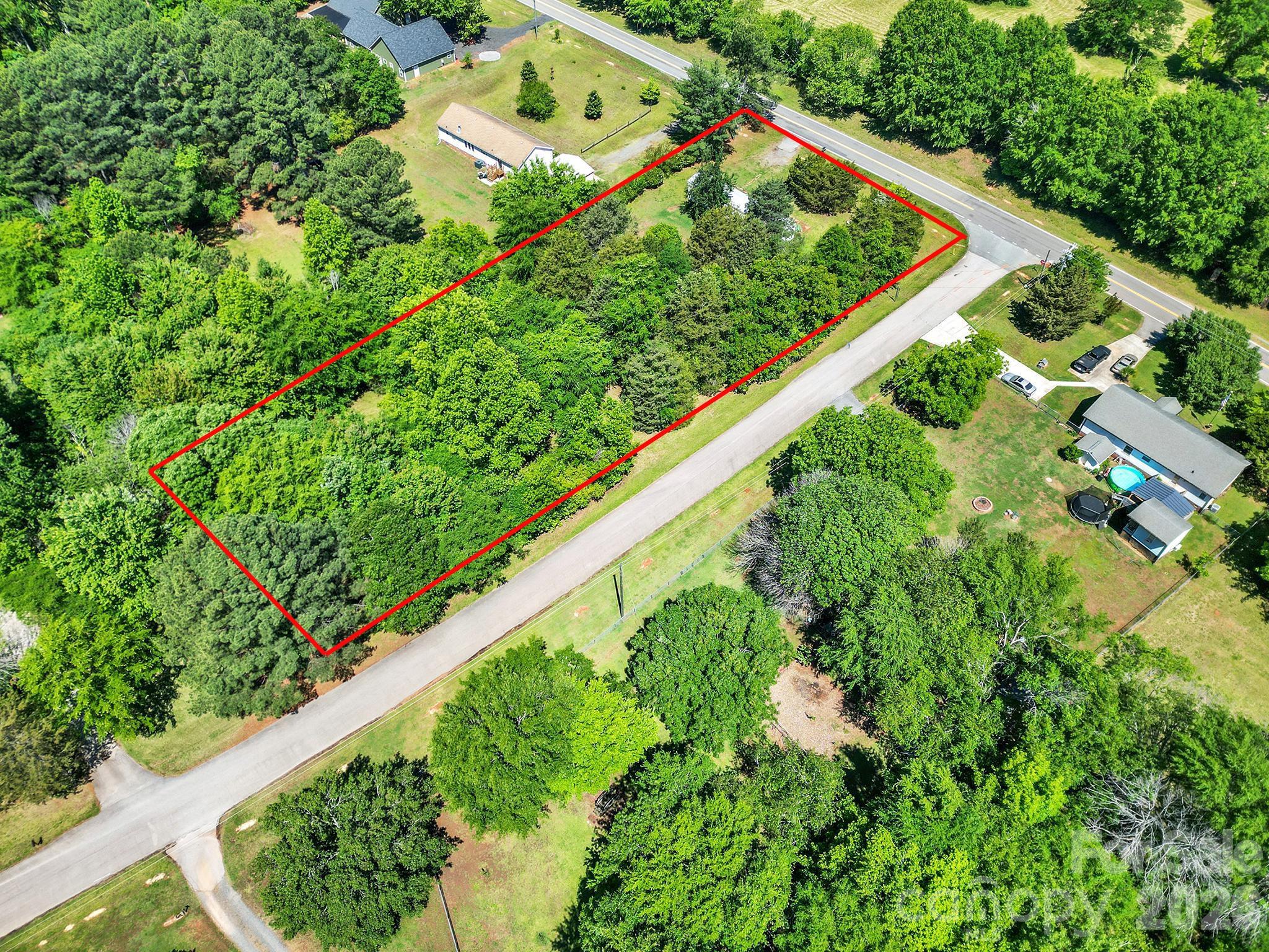 6067 Lake Wylie Road — photo