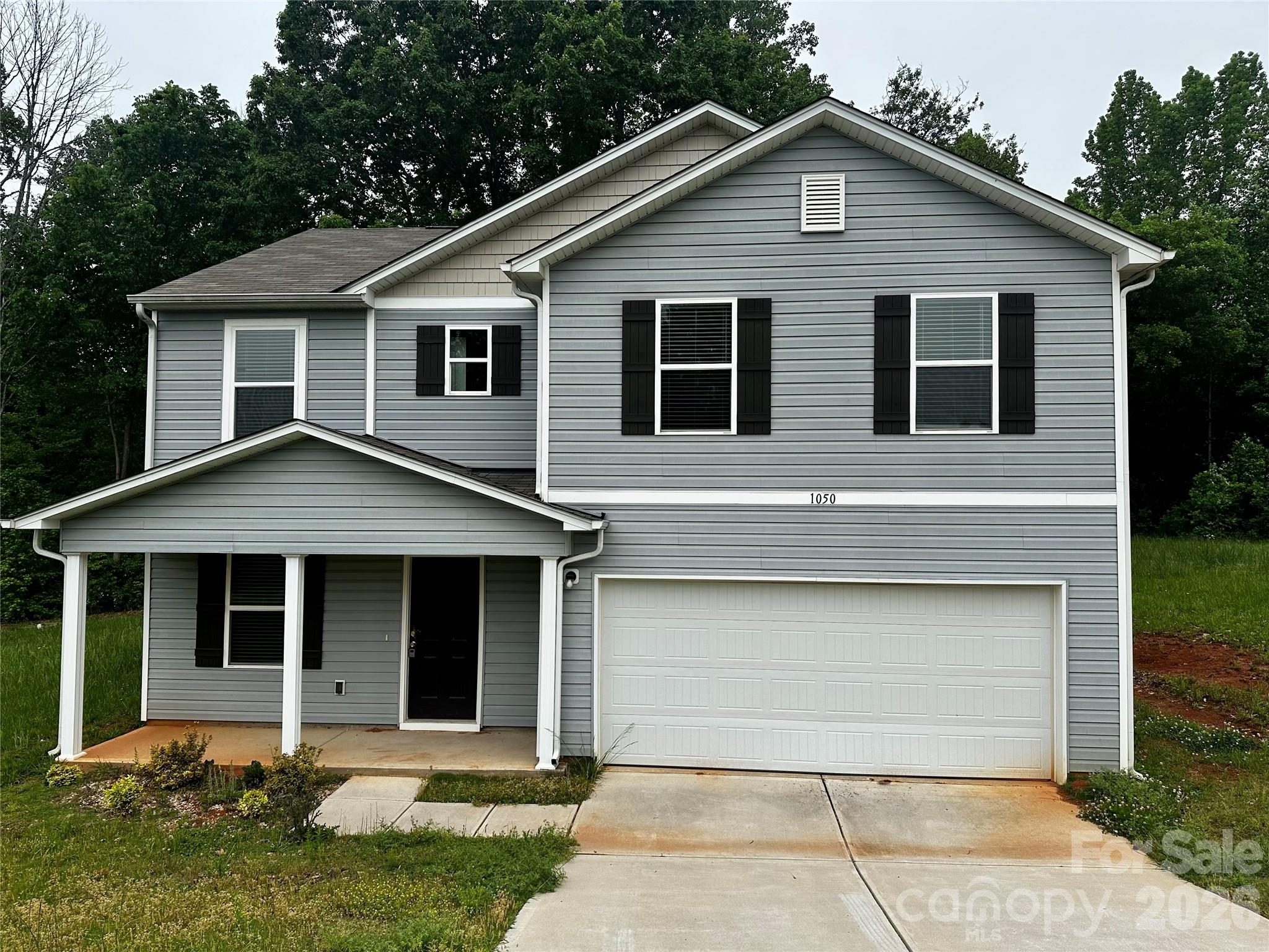 1050 Glenbriar Court — photo
