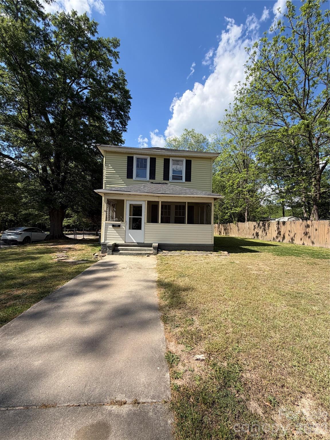 1101 E Pine Street — photo