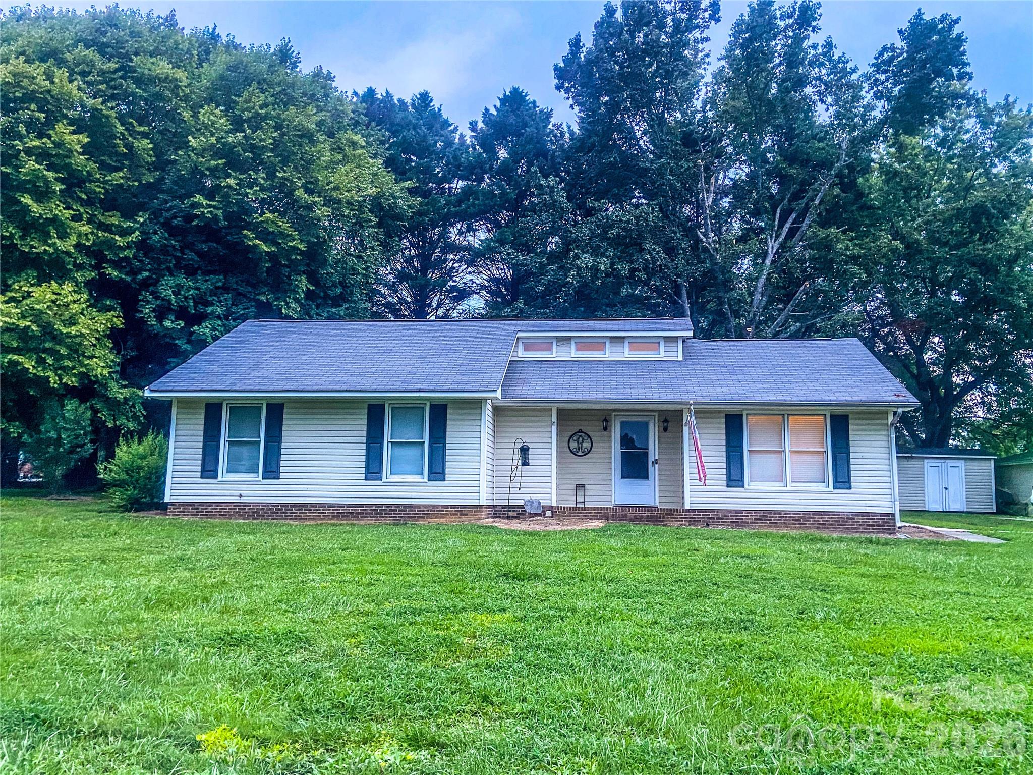 3120 Basilwood Circle — photo