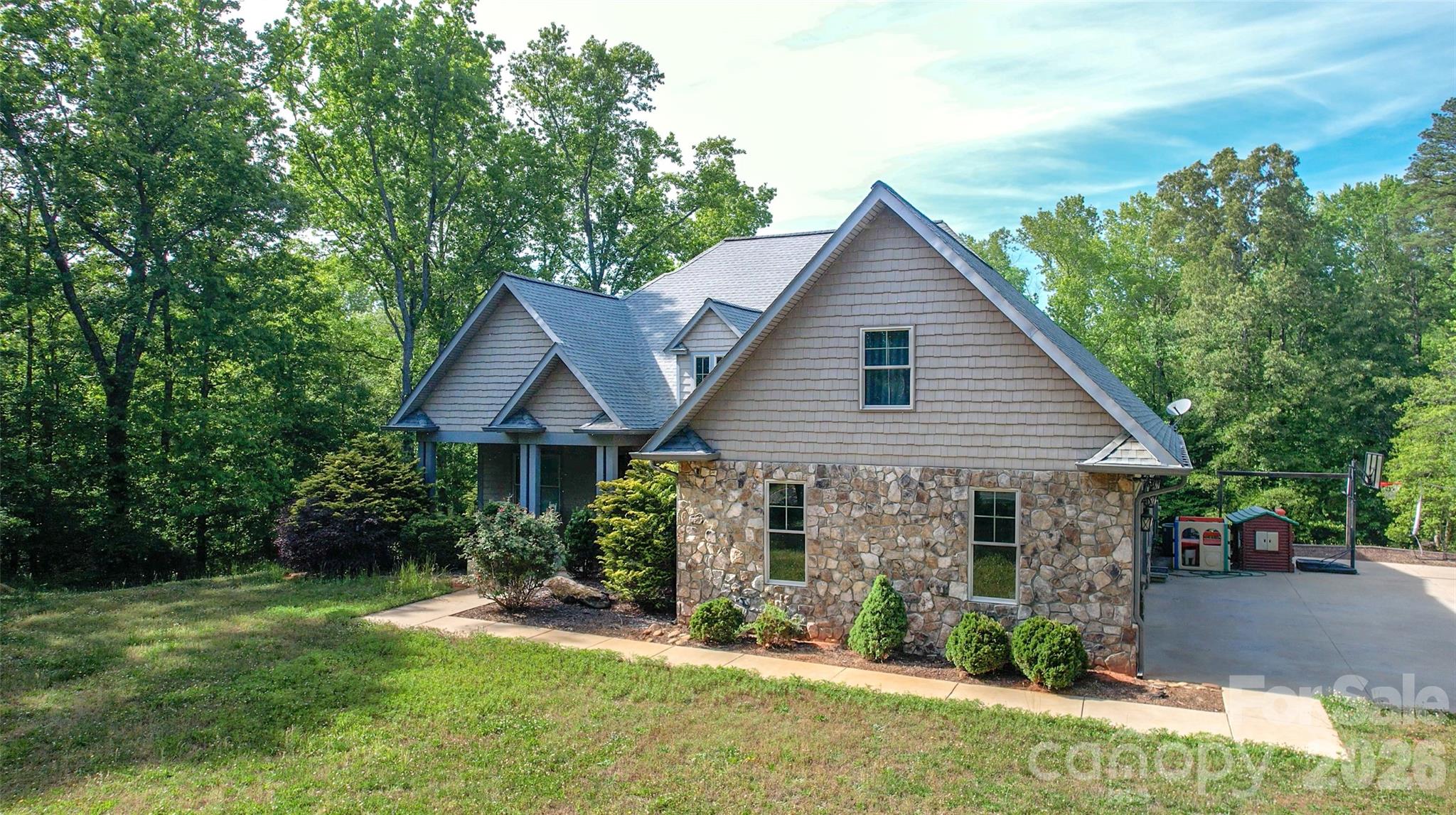2818 Rockford Road — photo