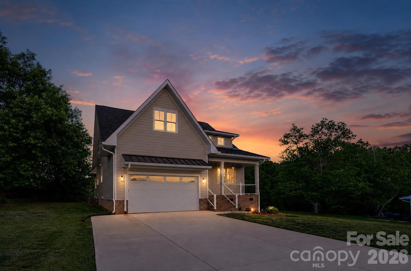 102 Starmount Drive — photo