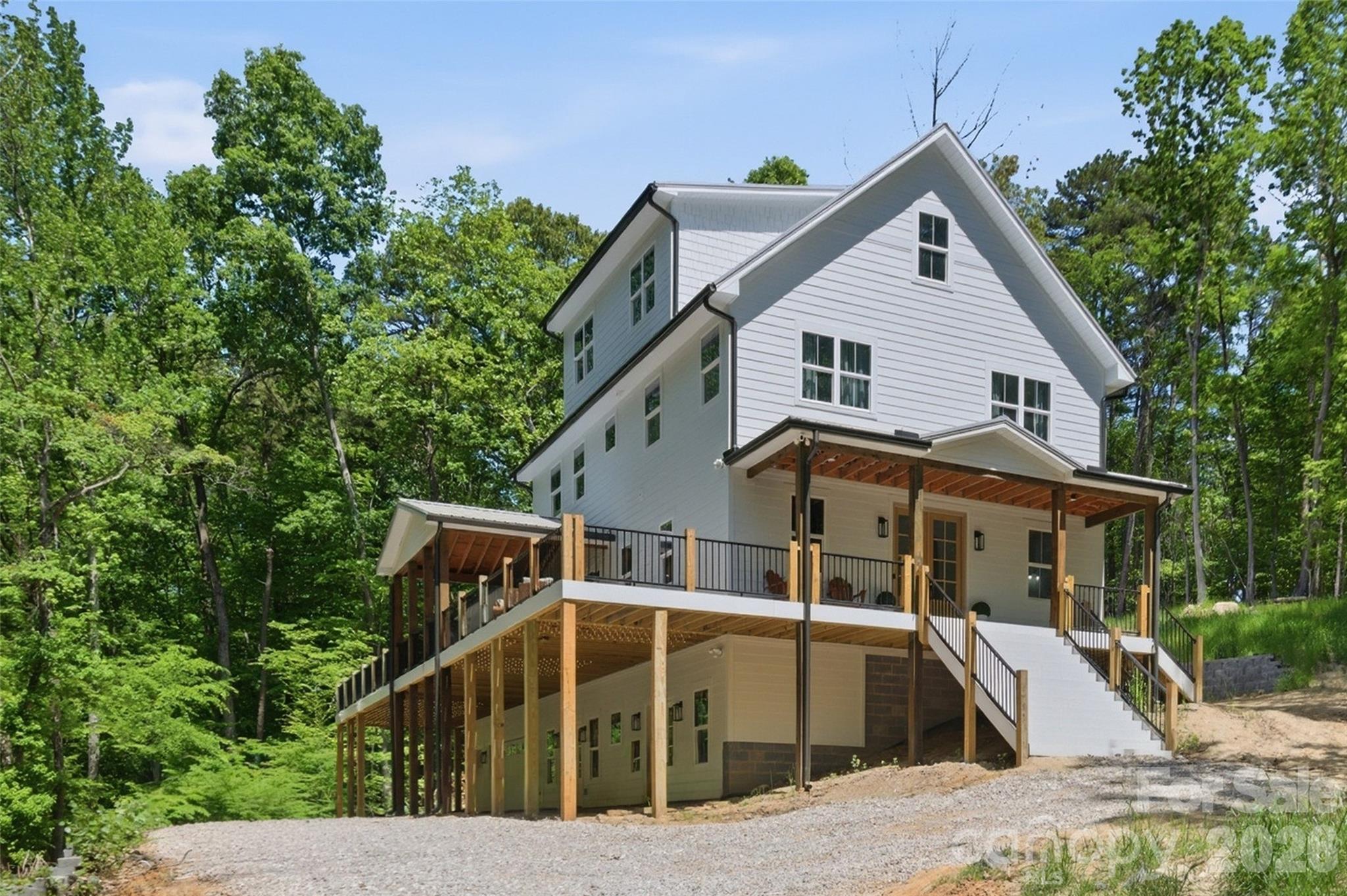 1321 Gateshead Lane — photo