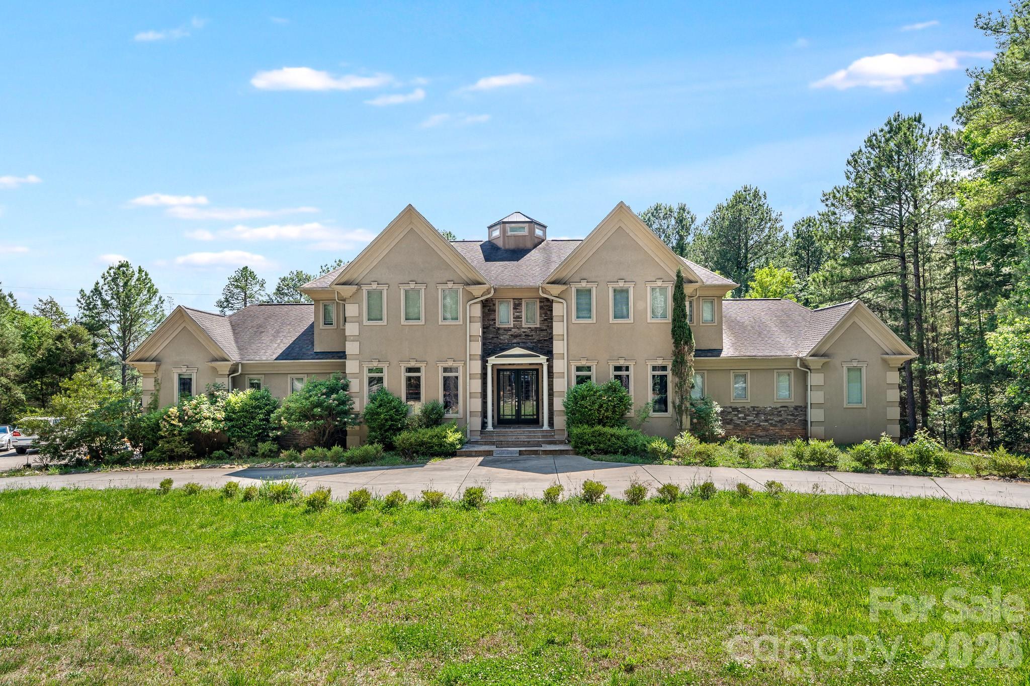 720 Ennis Road — photo
