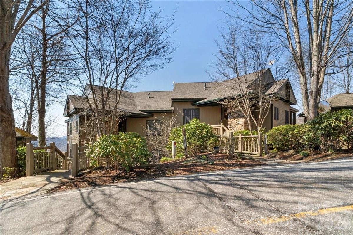600 Andrew Banks Road D4 — photo