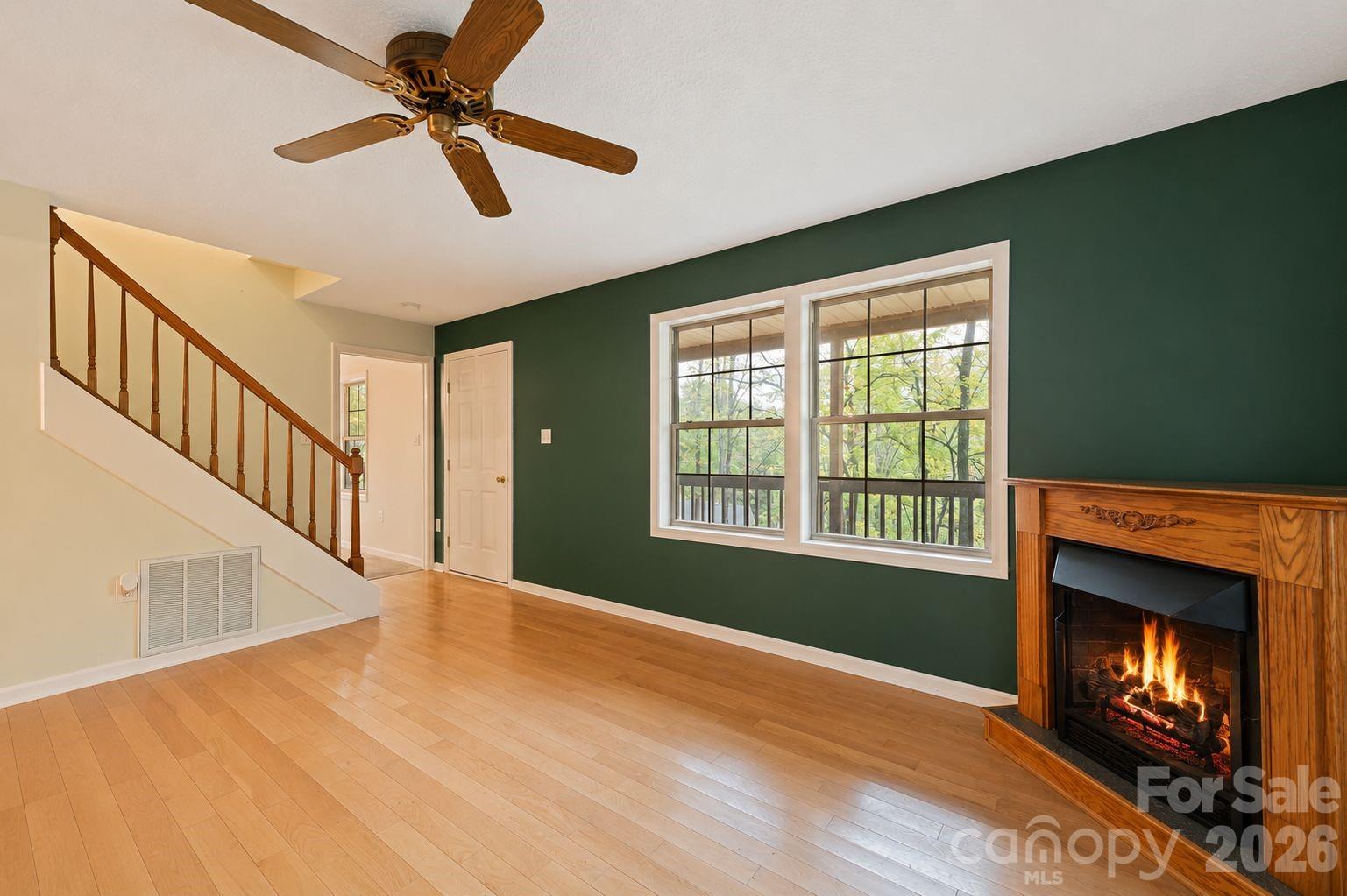 42 Greenview Drive — photo