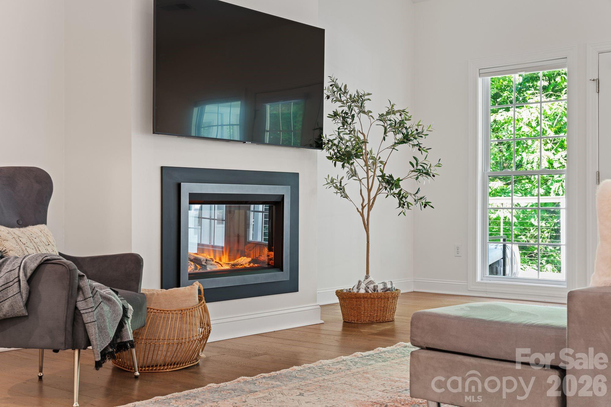 2508 Carriage Falls Court — photo