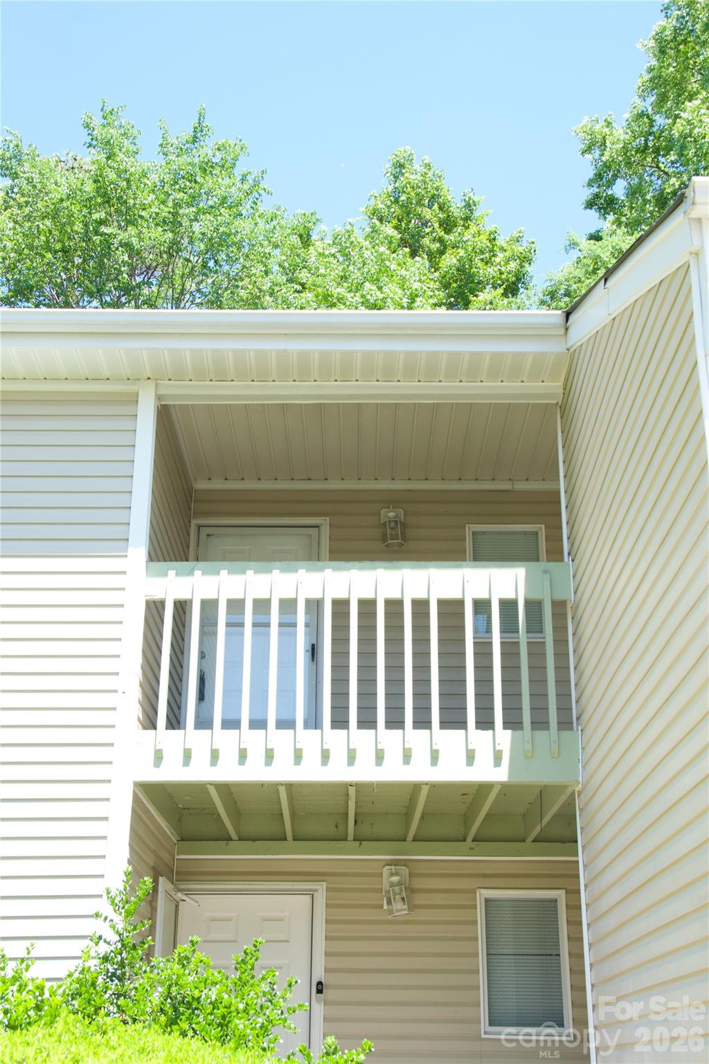 1610 Eagles Place J-204 — photo