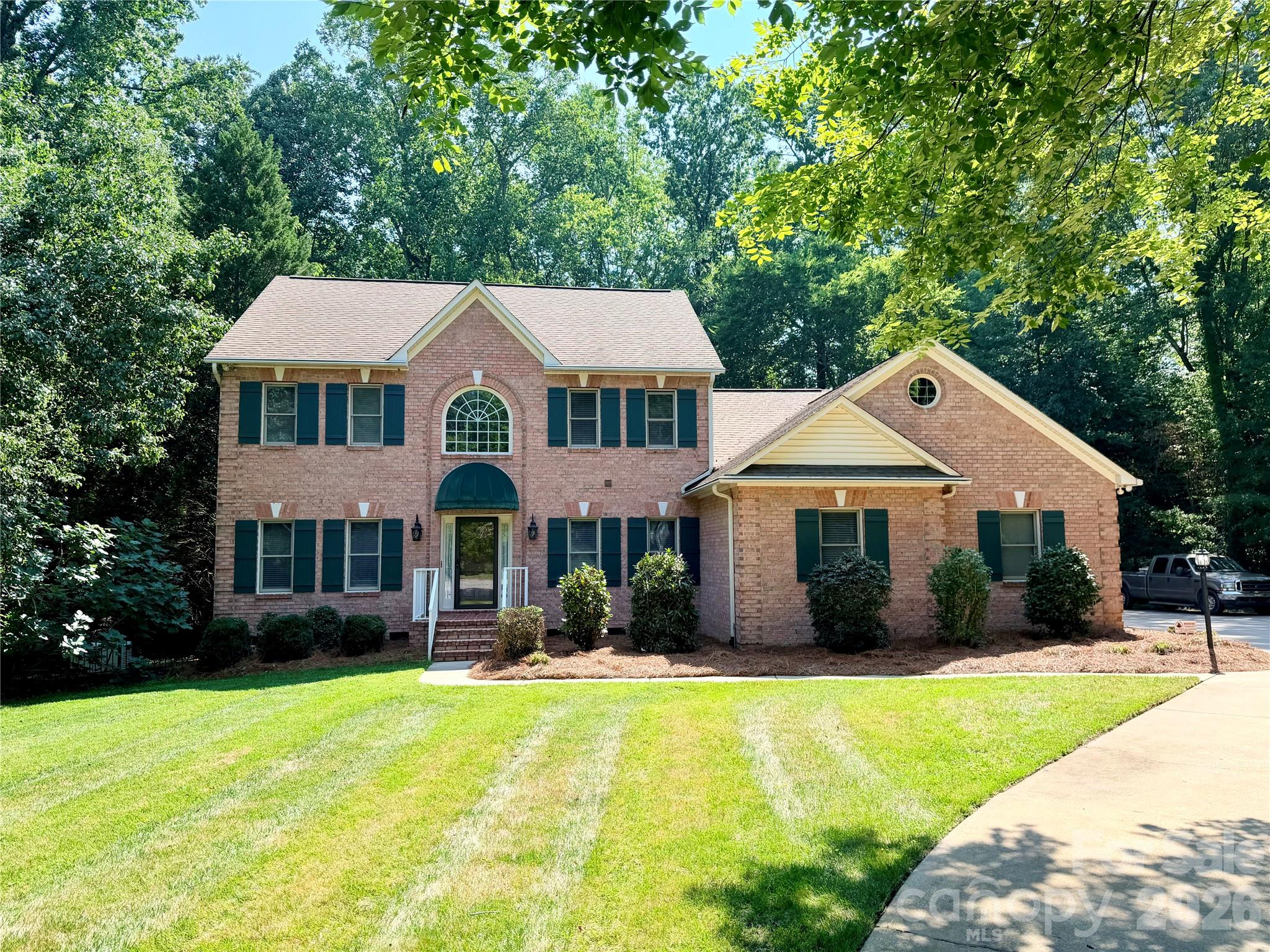 106 Mist Valley Drive — photo