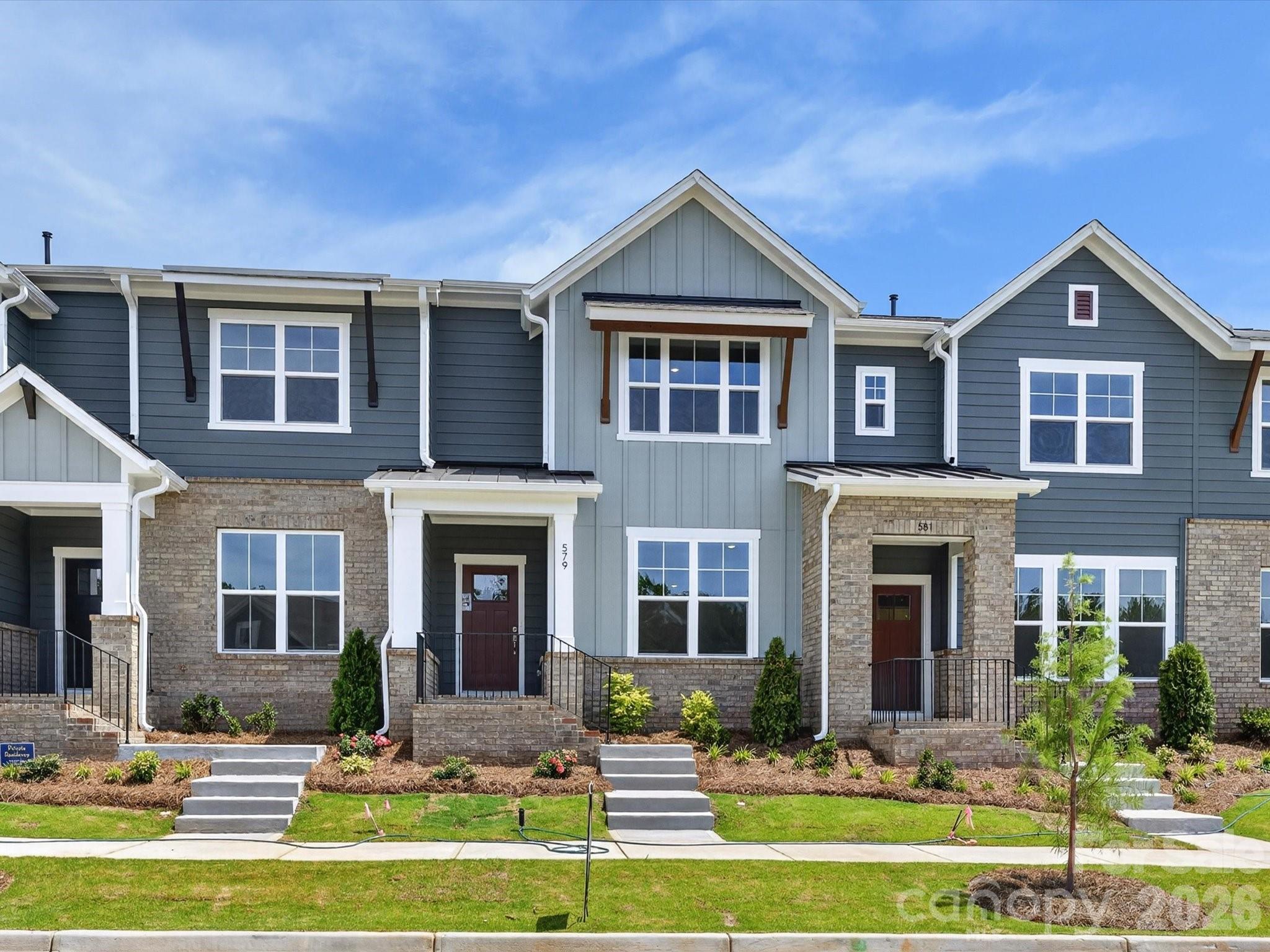 579 Cape Cod Way — photo
