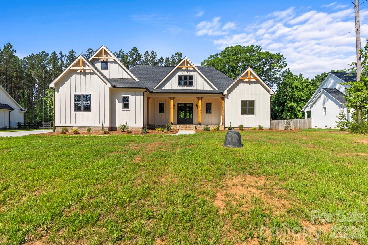 2373 Lee Lawing Road — photo