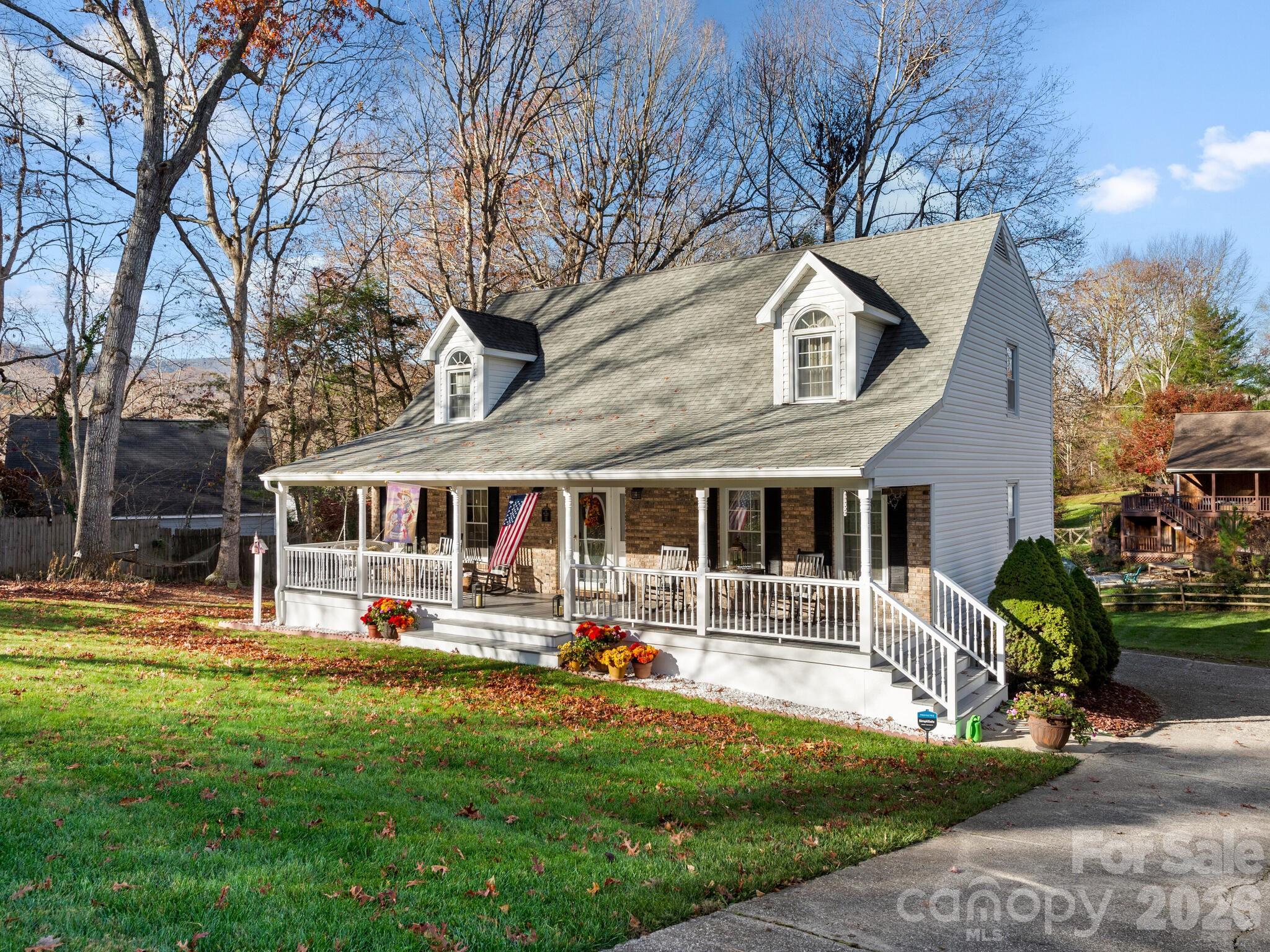 808 Lakey Gap Road — photo