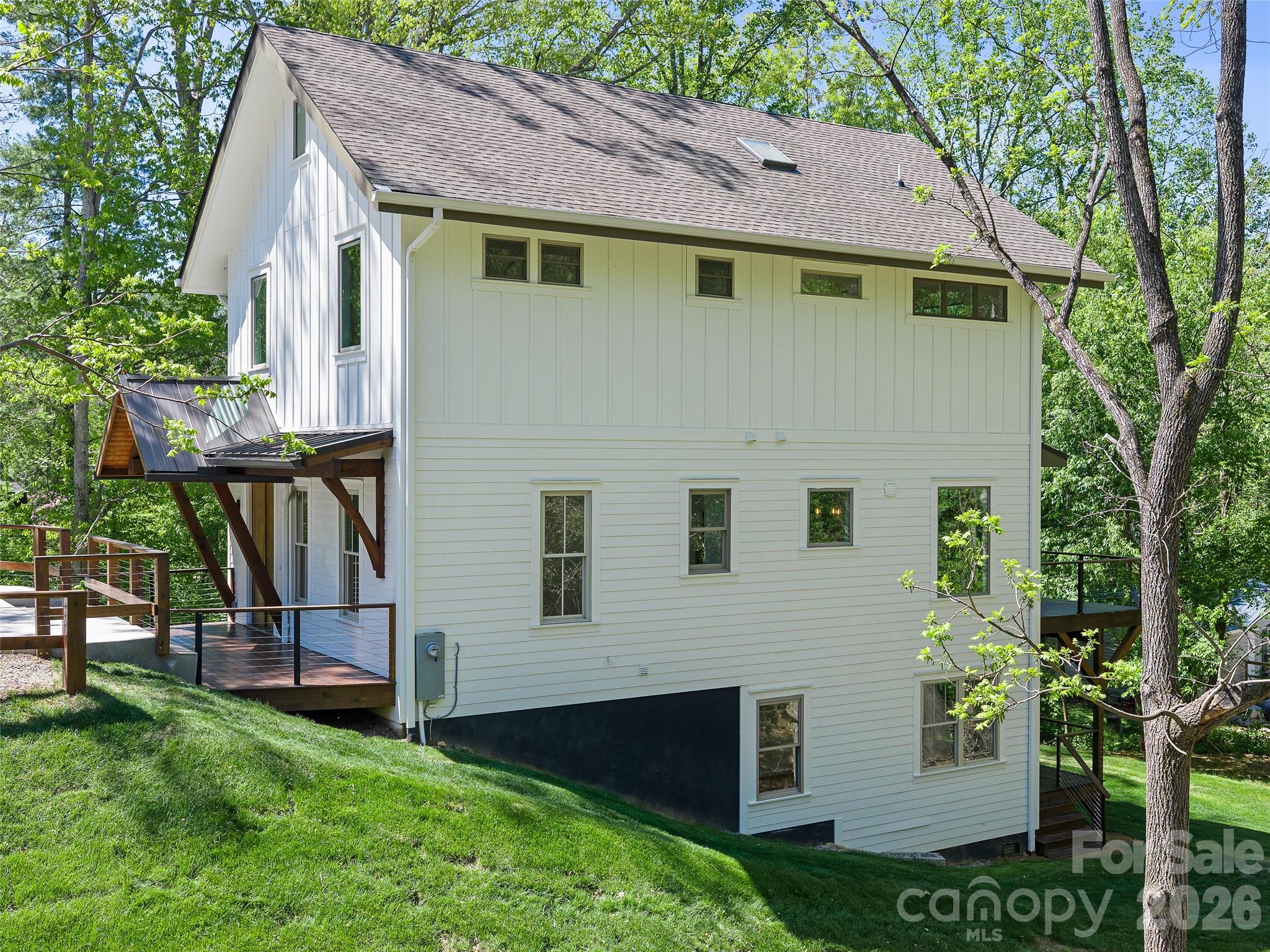 92 Cedar Street — photo