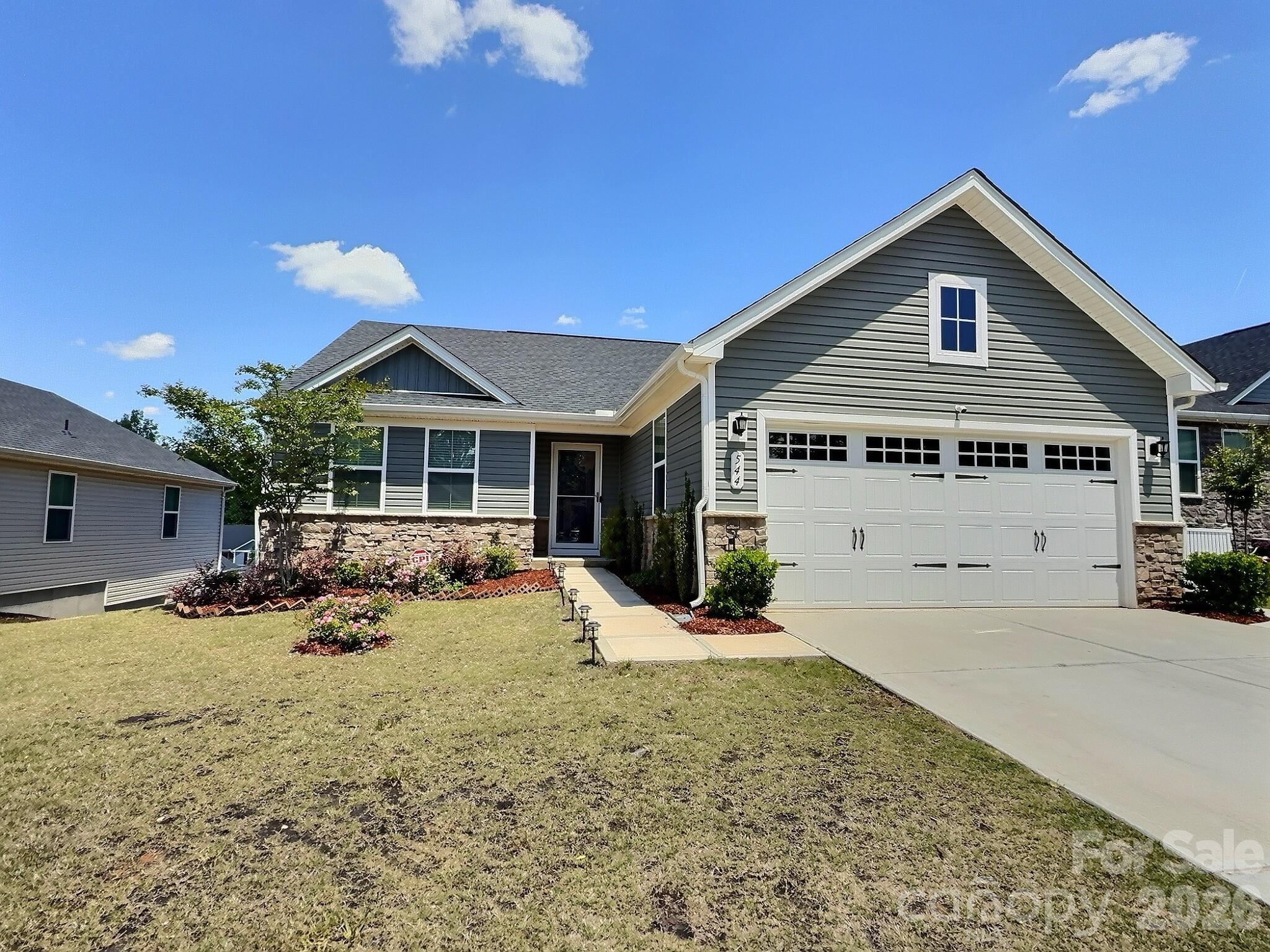 544 Grandiflora Avenue — photo