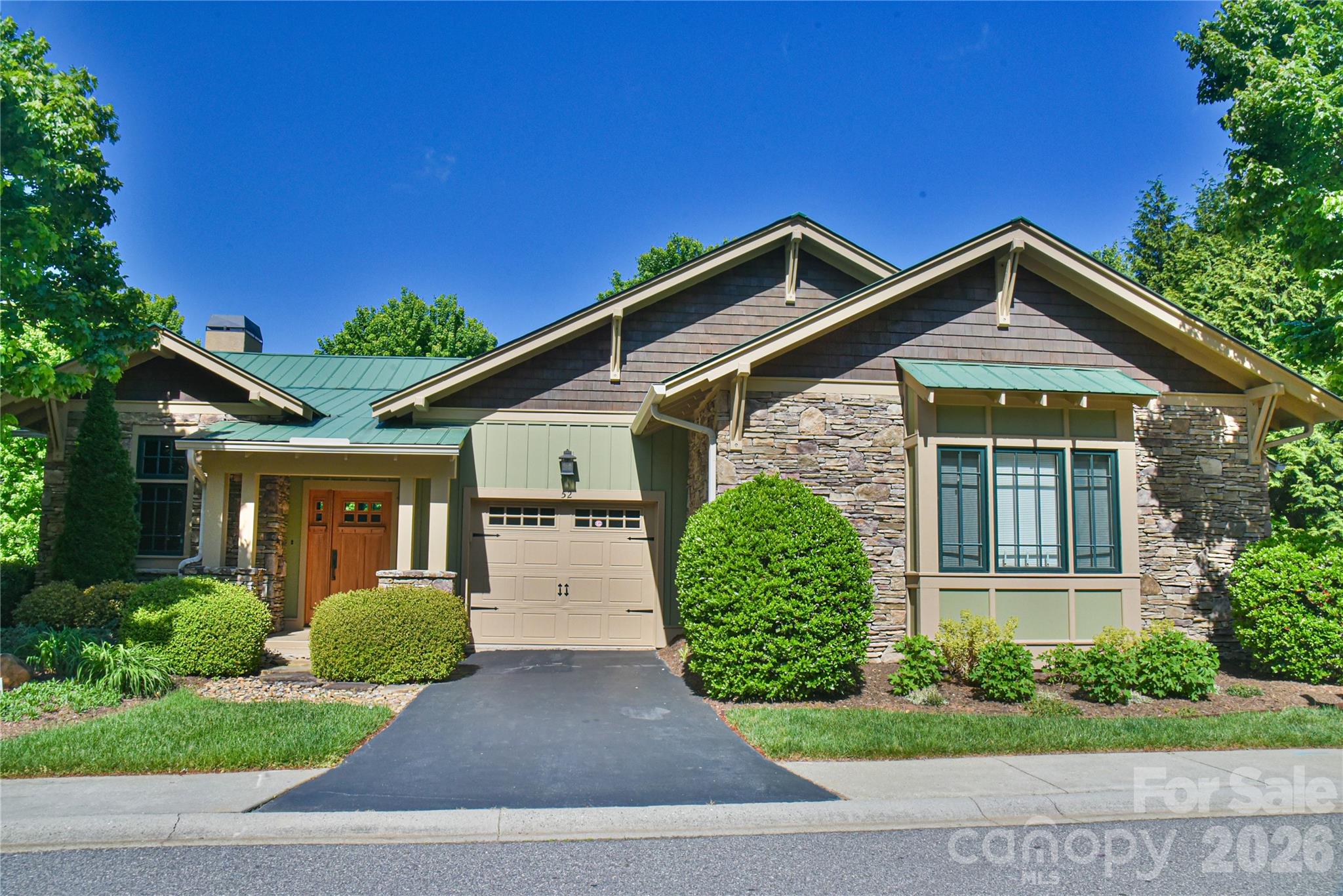 52 Mandolin Drive 52 — photo