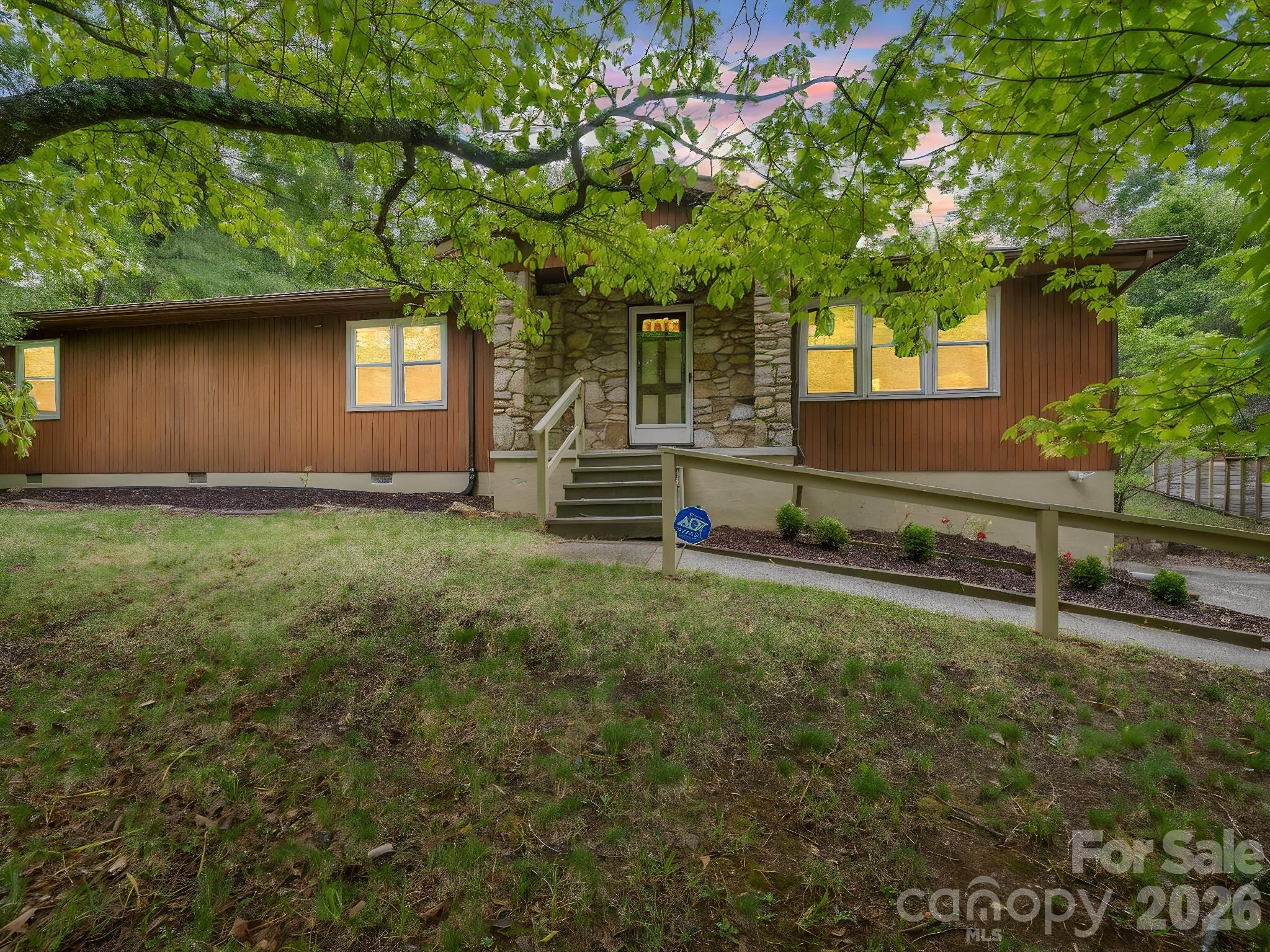 11 Deer Run Drive — photo