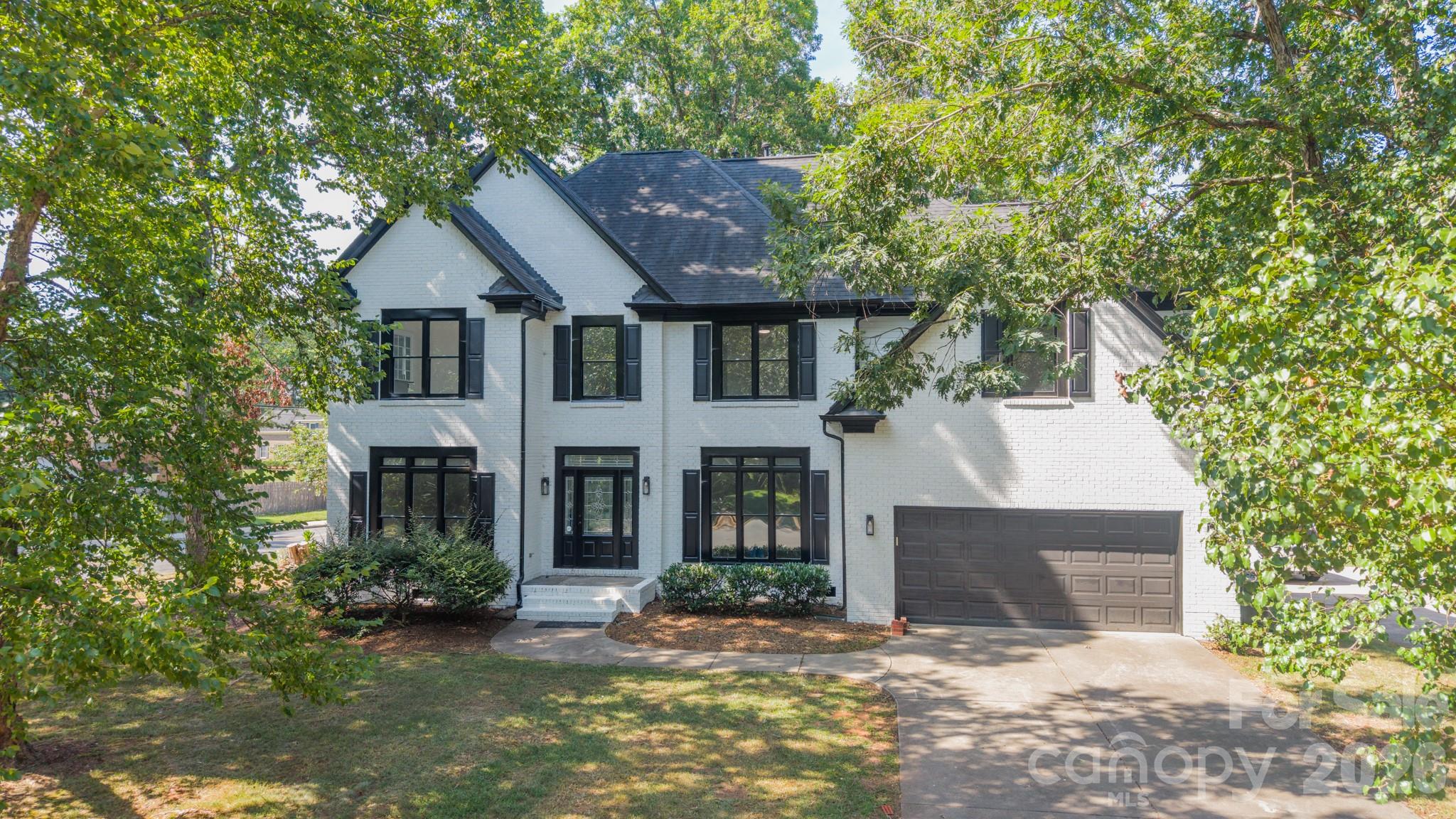 11550 Falling Leaves Drive — photo