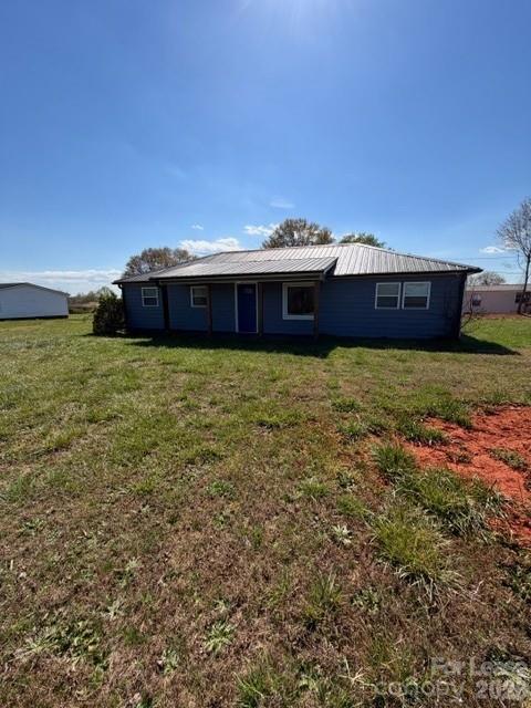 2387 Peeler Street — photo