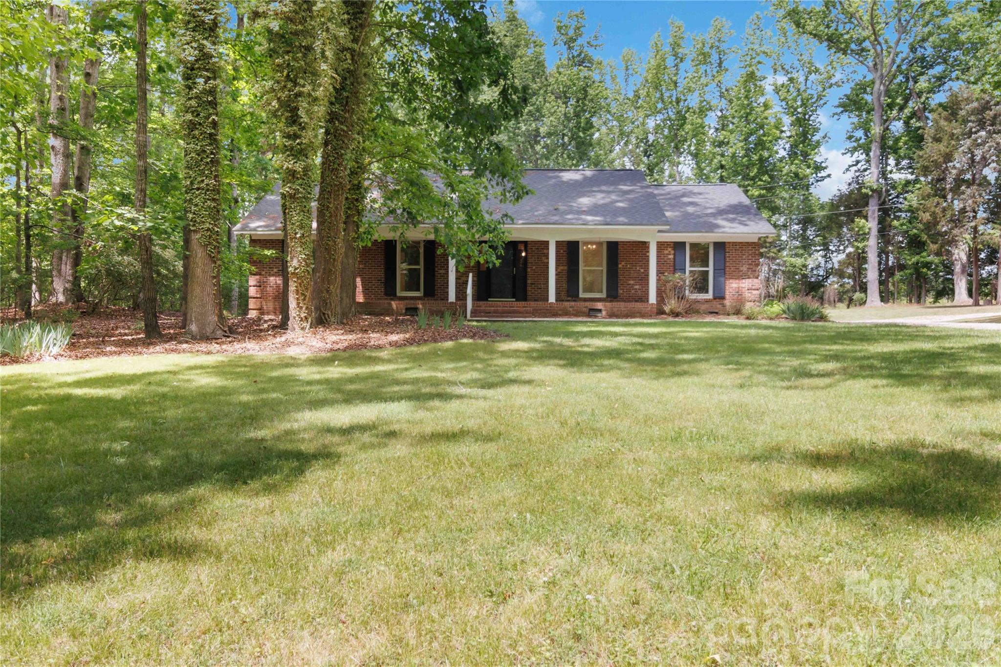 447 Partridge Place — photo