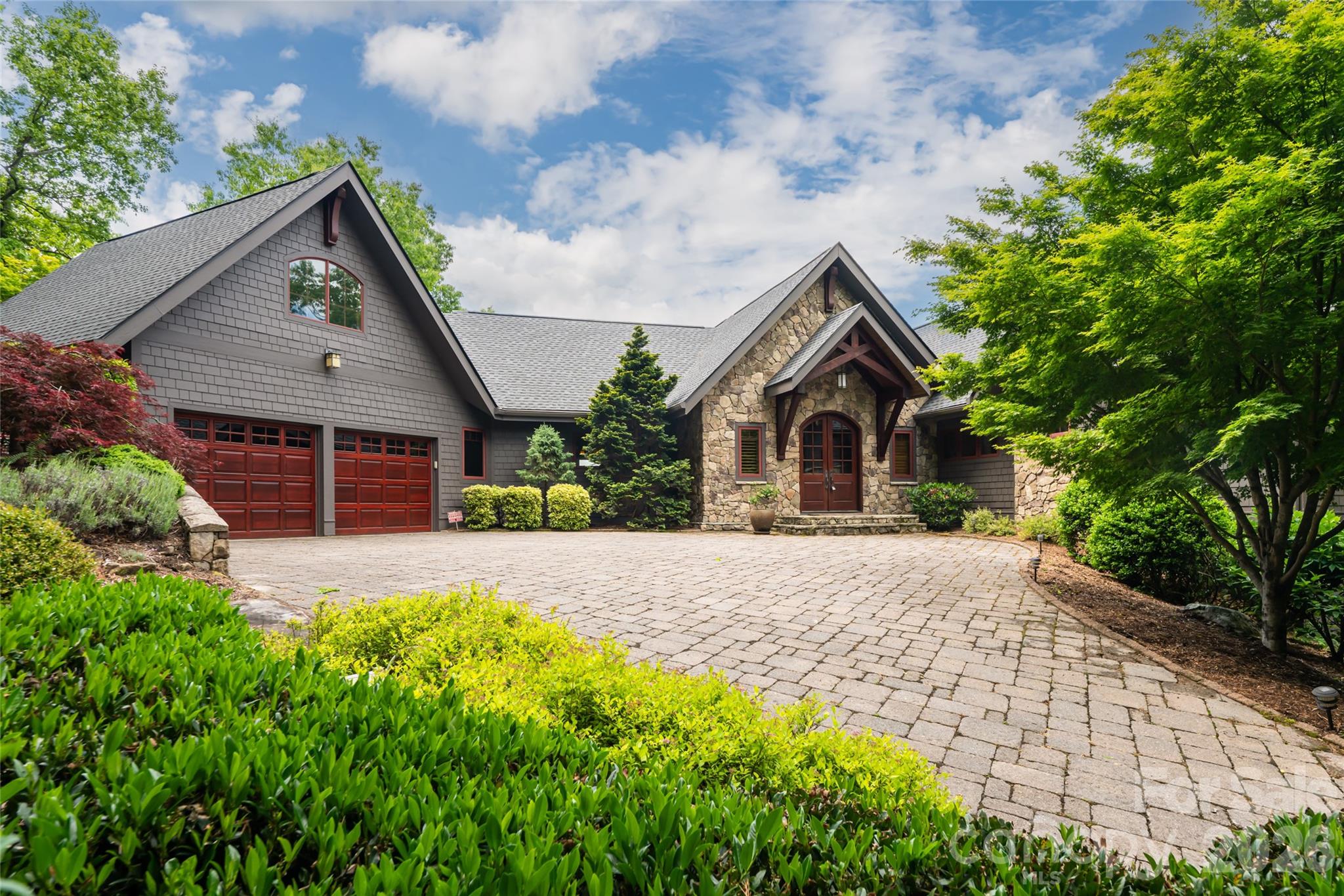 211 Boulder Ridge Drive — photo