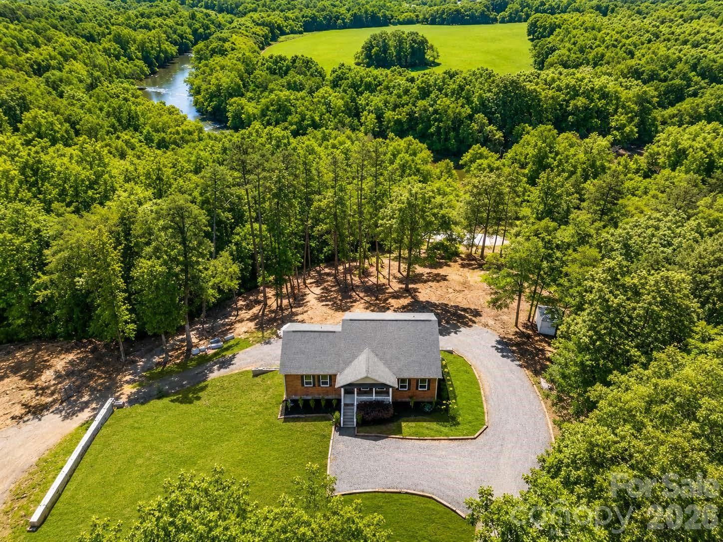 6151 Settlers Trail — photo