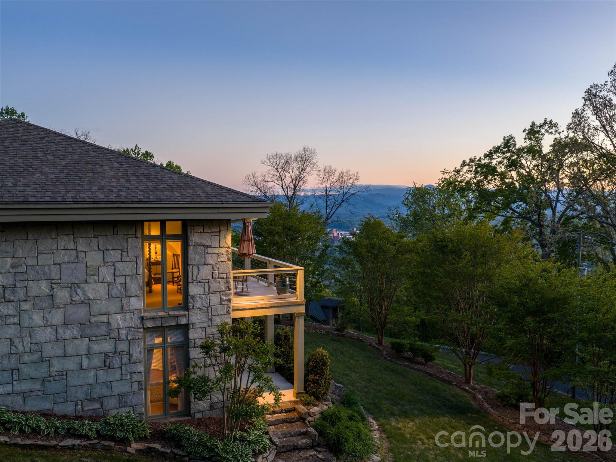 65 Crestwood Road — photo