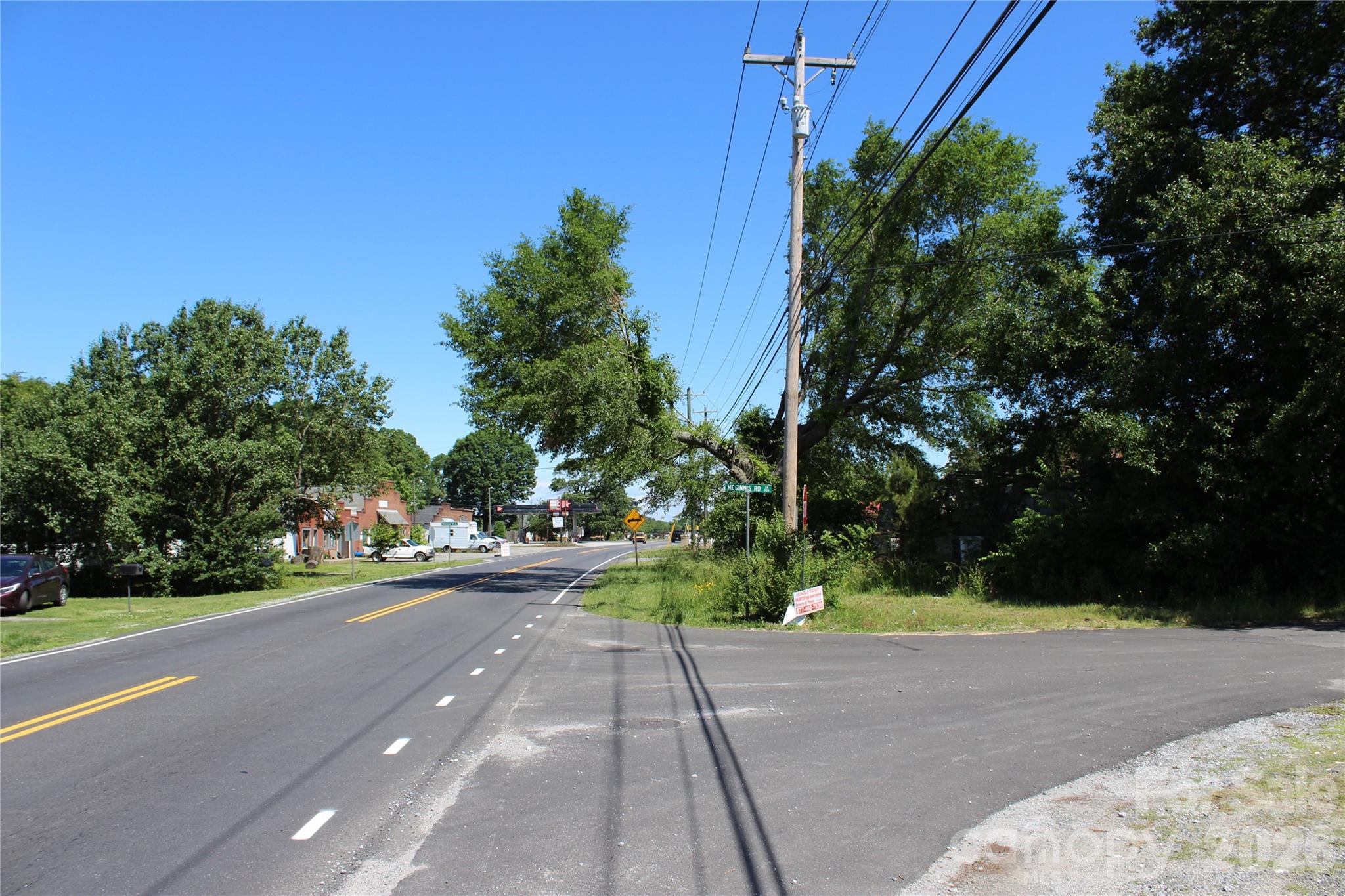 617 US 221 Highway — photo