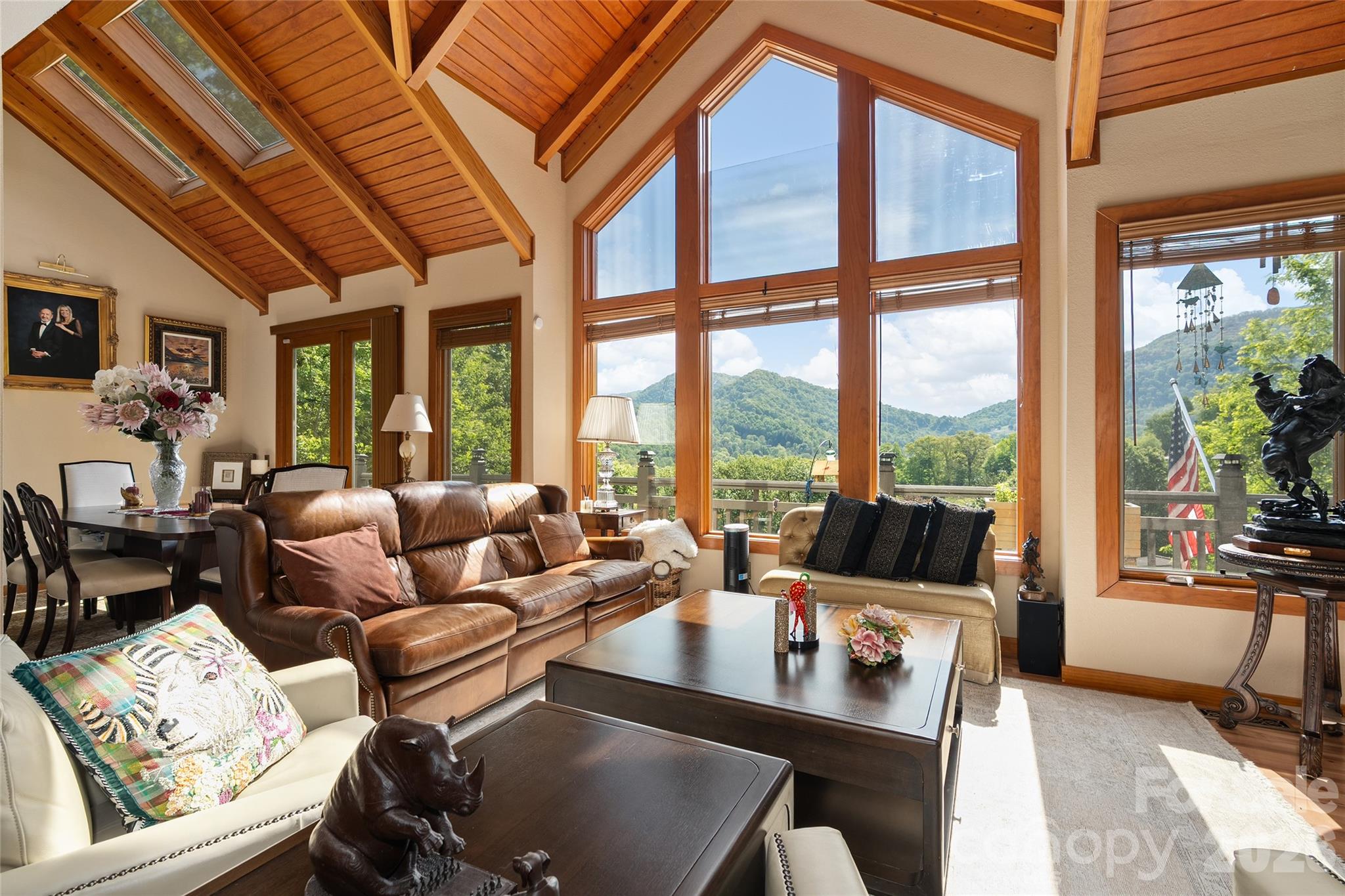 266 Hawks Crest Drive — photo