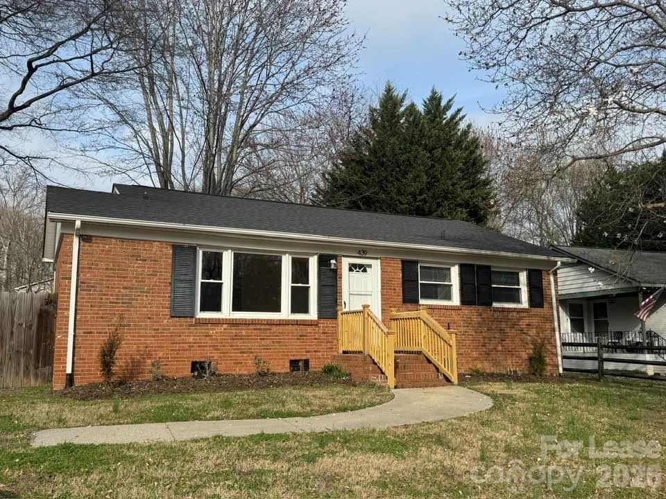 439 Sadie Drive — photo