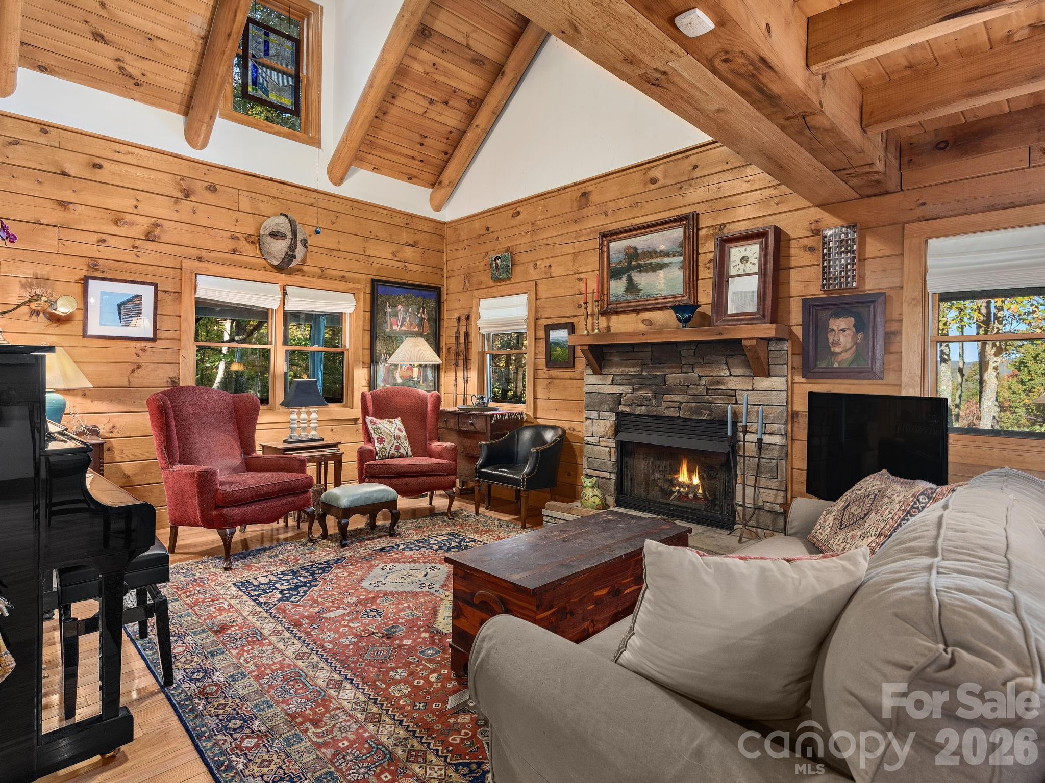102 Carriage Drive — photo
