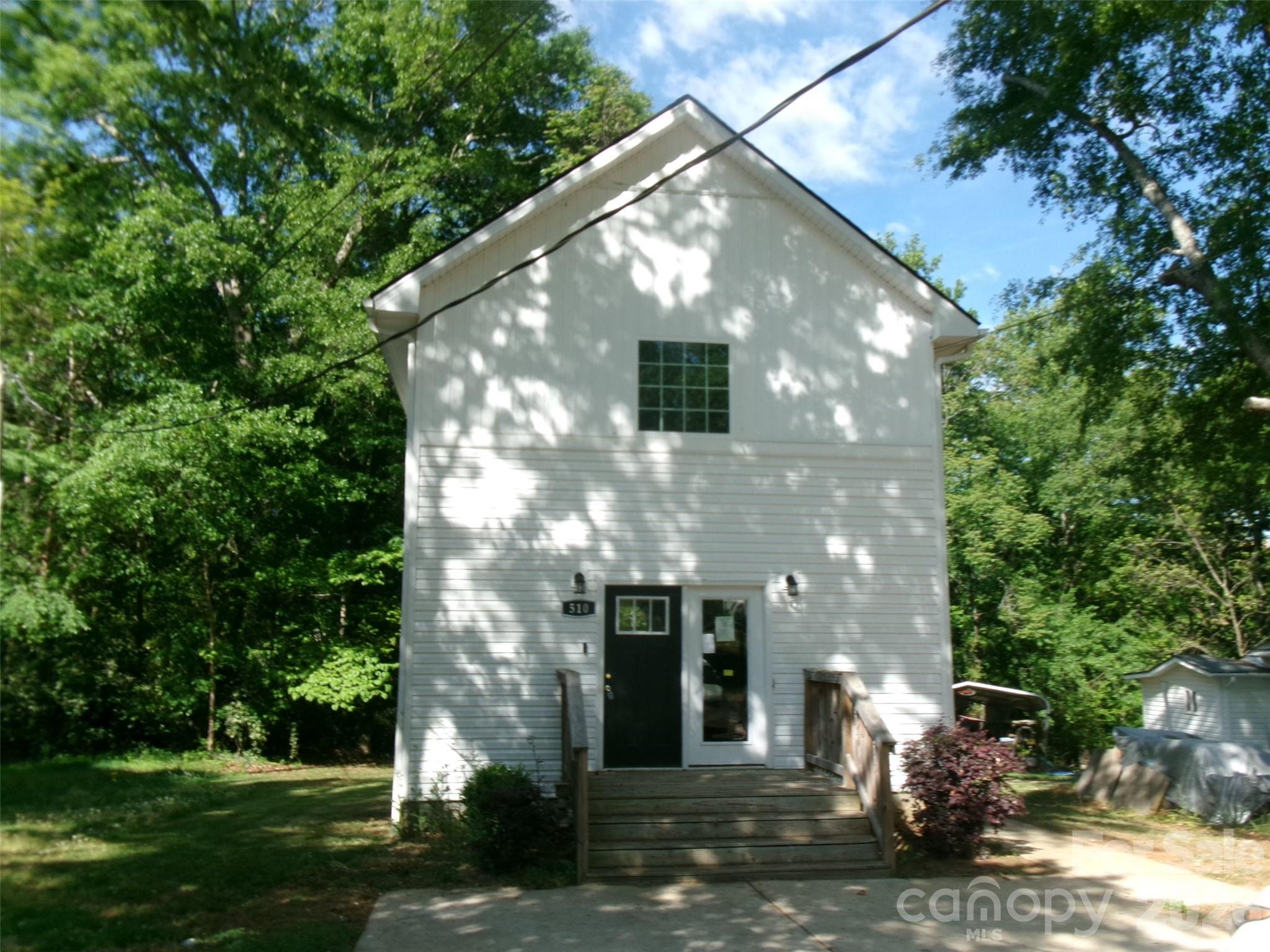 510 Kings Road — photo