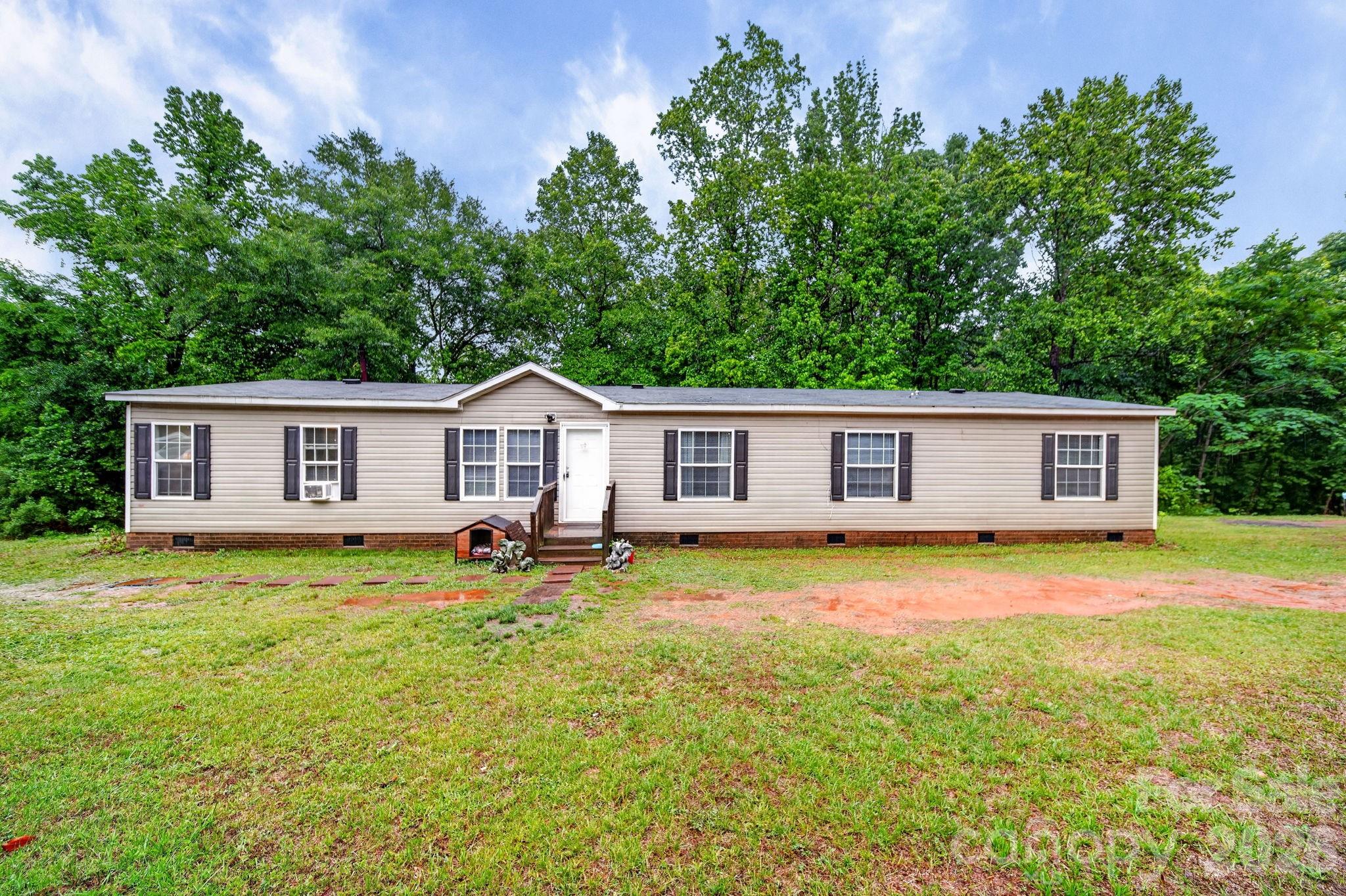 6956 Jamestowne Road — photo
