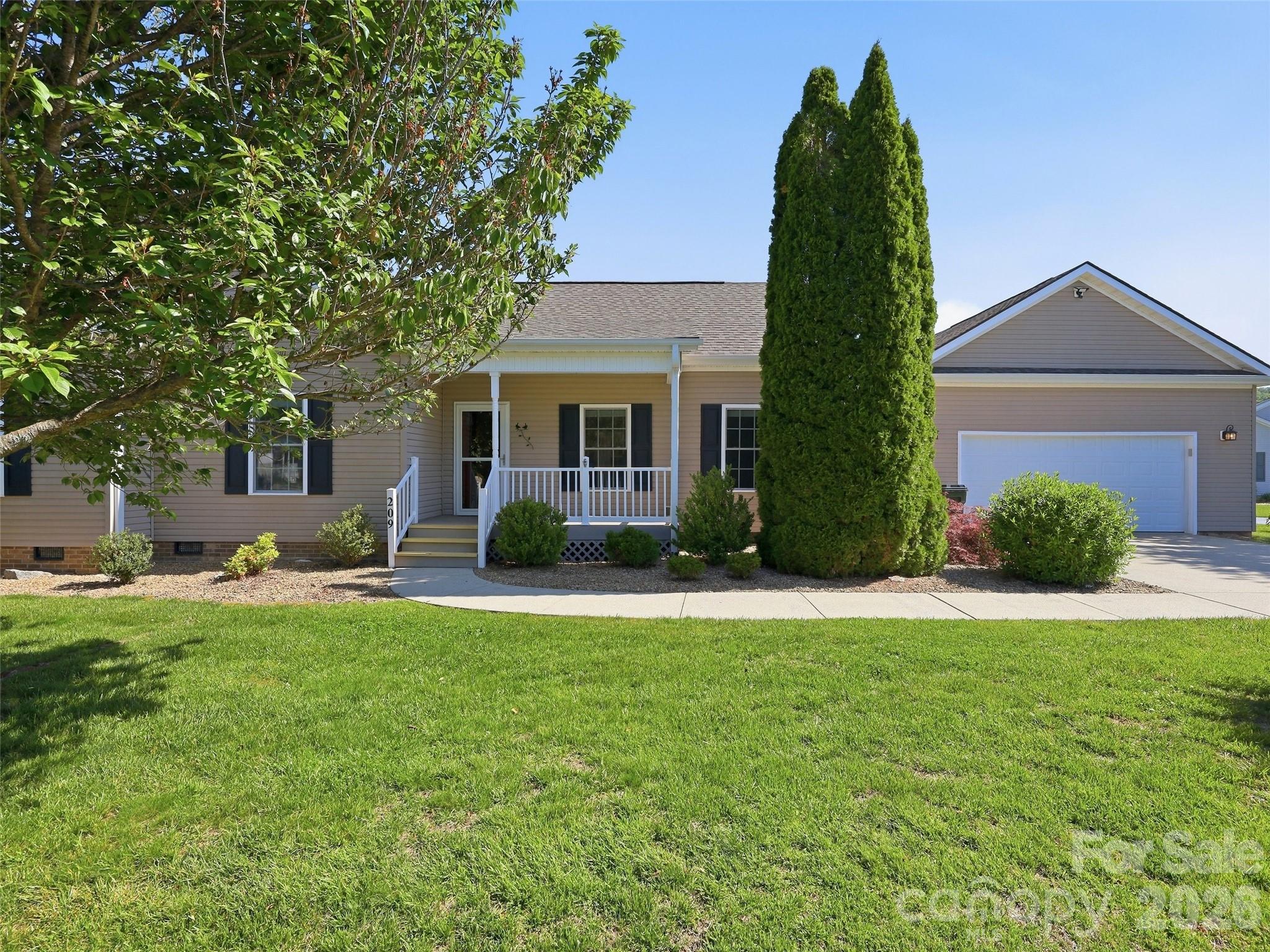 209 Beechnut Drive — photo