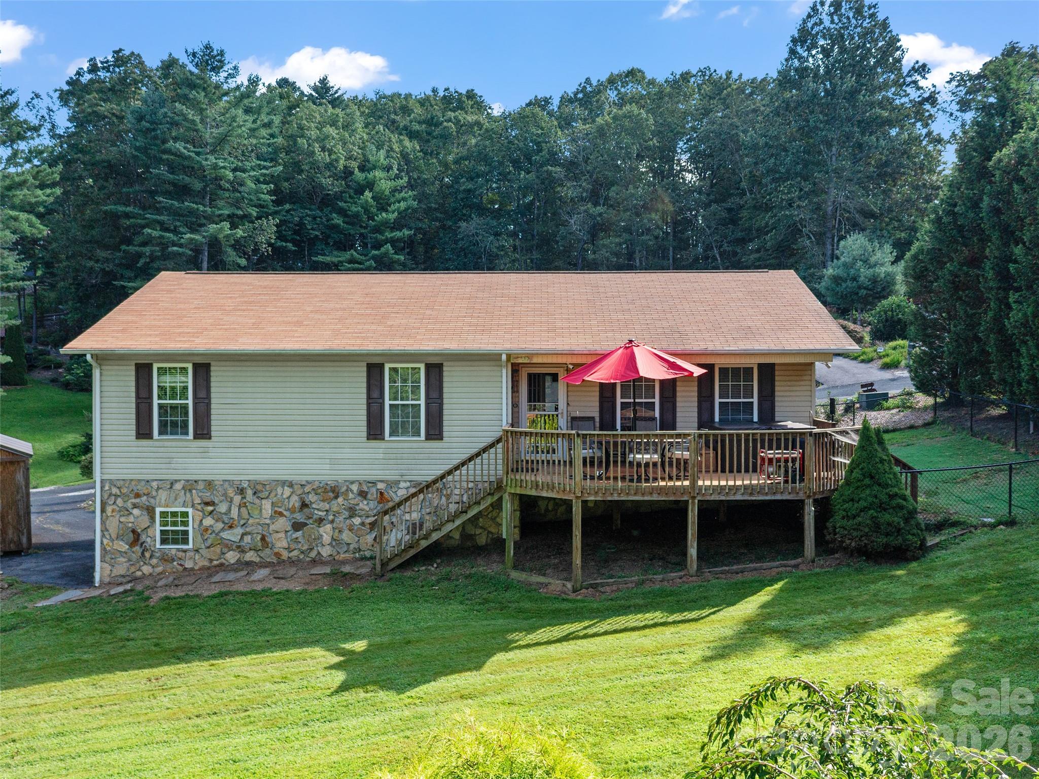 282 Sourwood Drive — photo