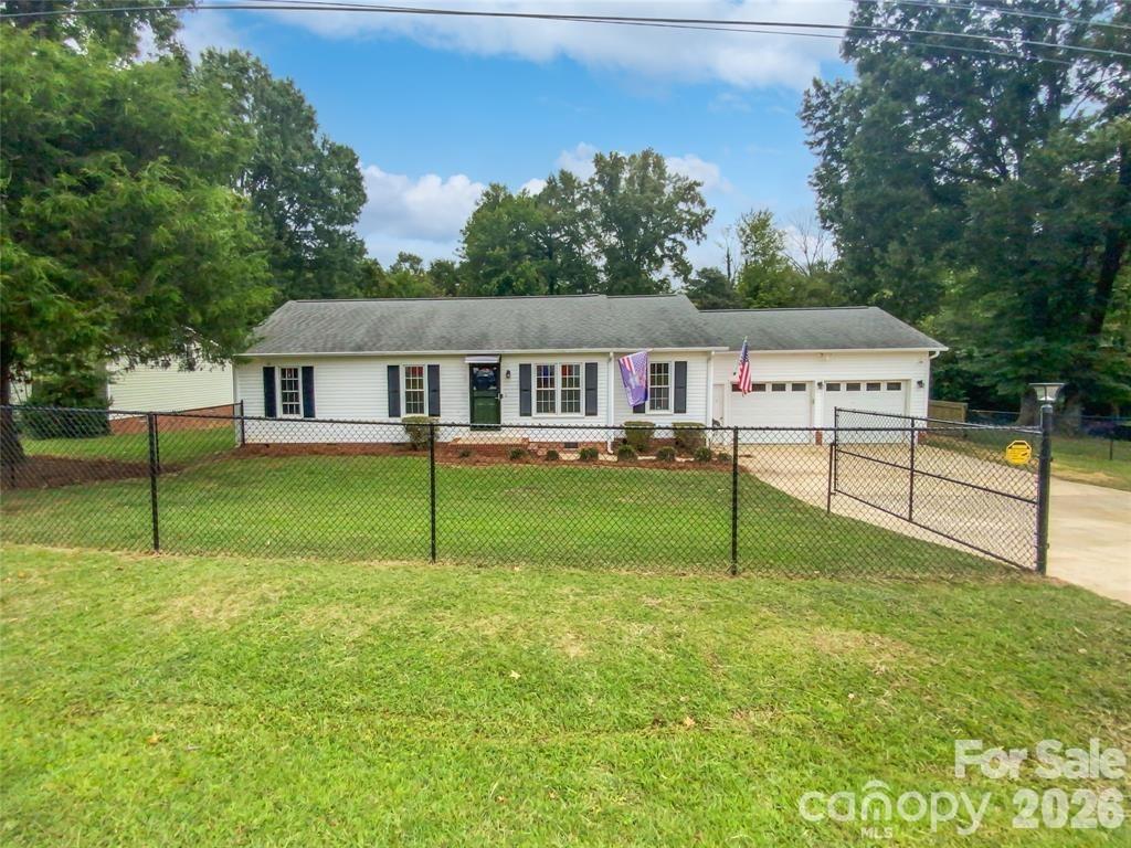 2520 Old Wilkesboro Road — photo