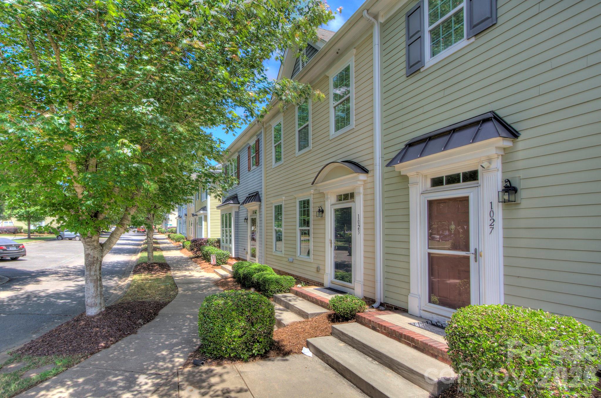 1023 White Point Drive — photo