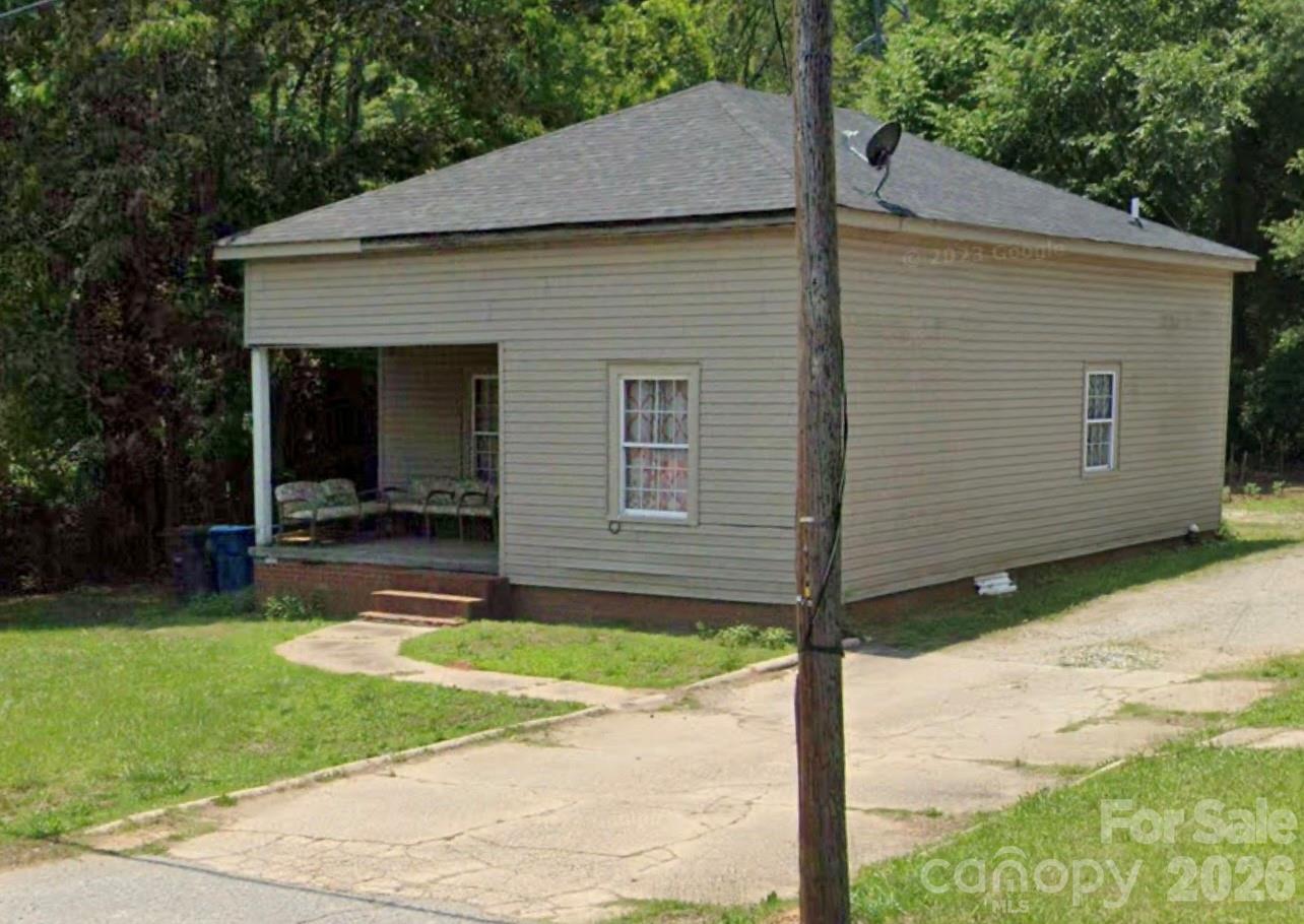 413 Klumac Road — photo