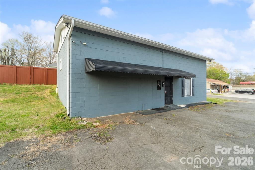 1501 S Marietta Street — photo