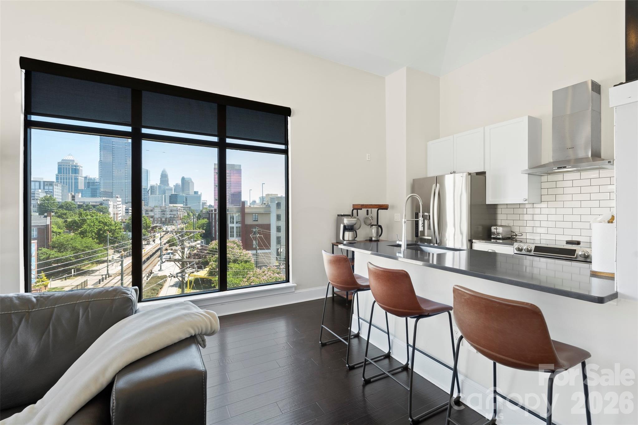 115 E Park Avenue #401 — photo