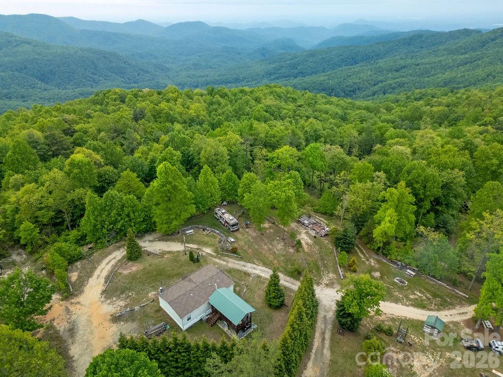 111 Wild Hog Creek Road — photo