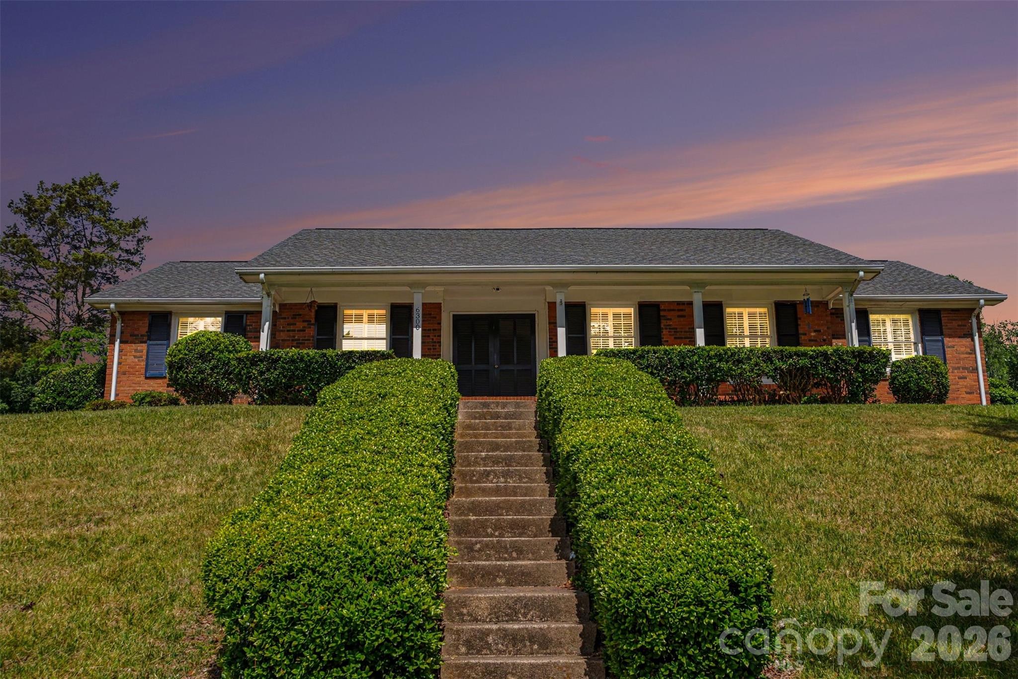 6300 Idlebrook Drive — photo
